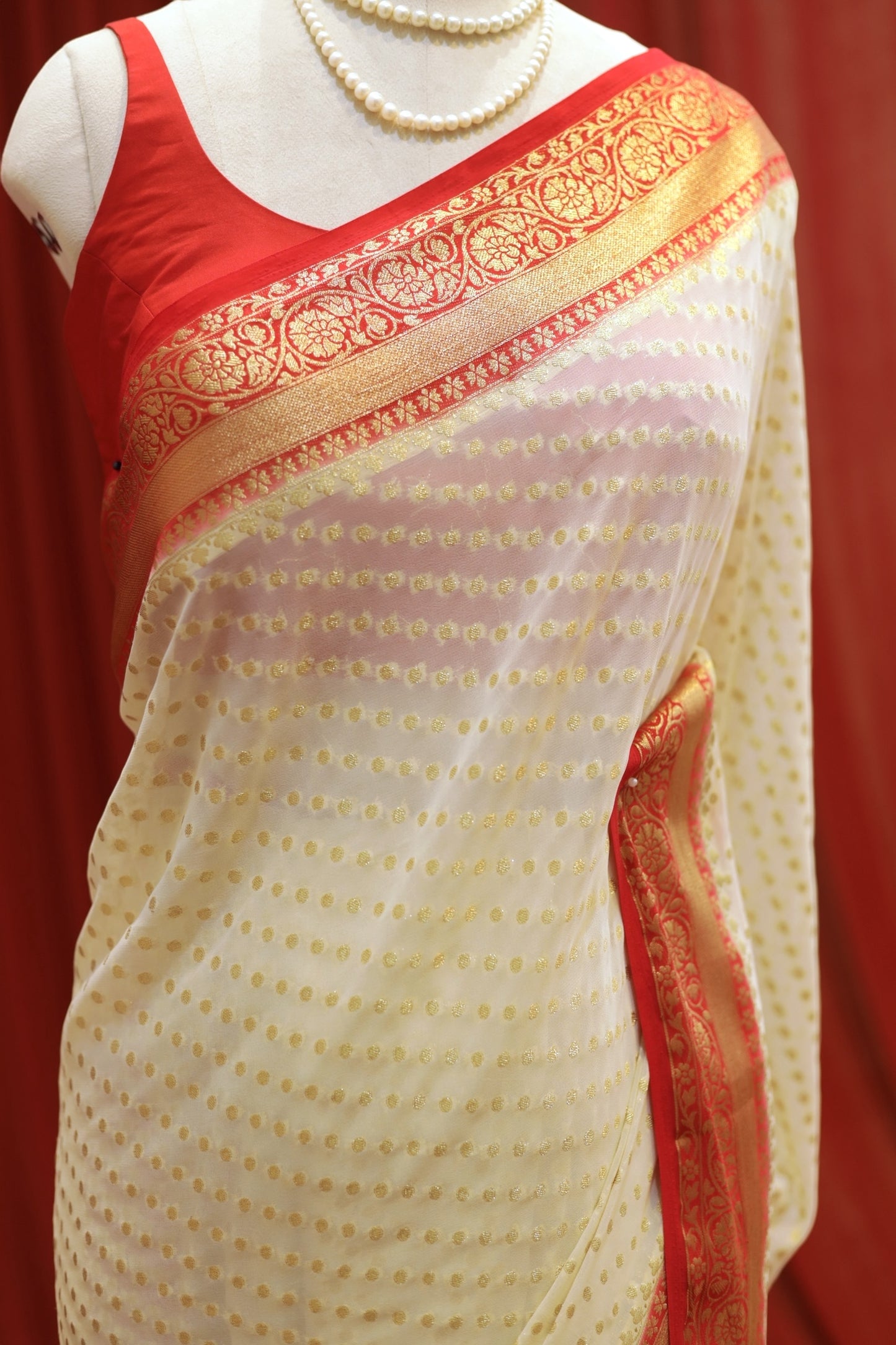 White red bengali saree