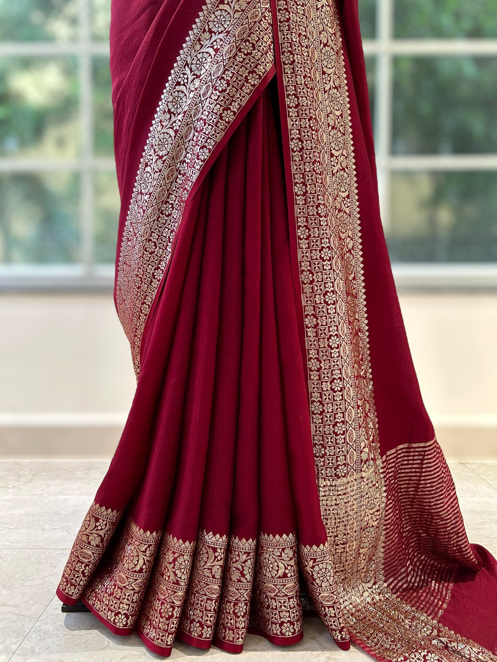 Dola silk saree - Maroon