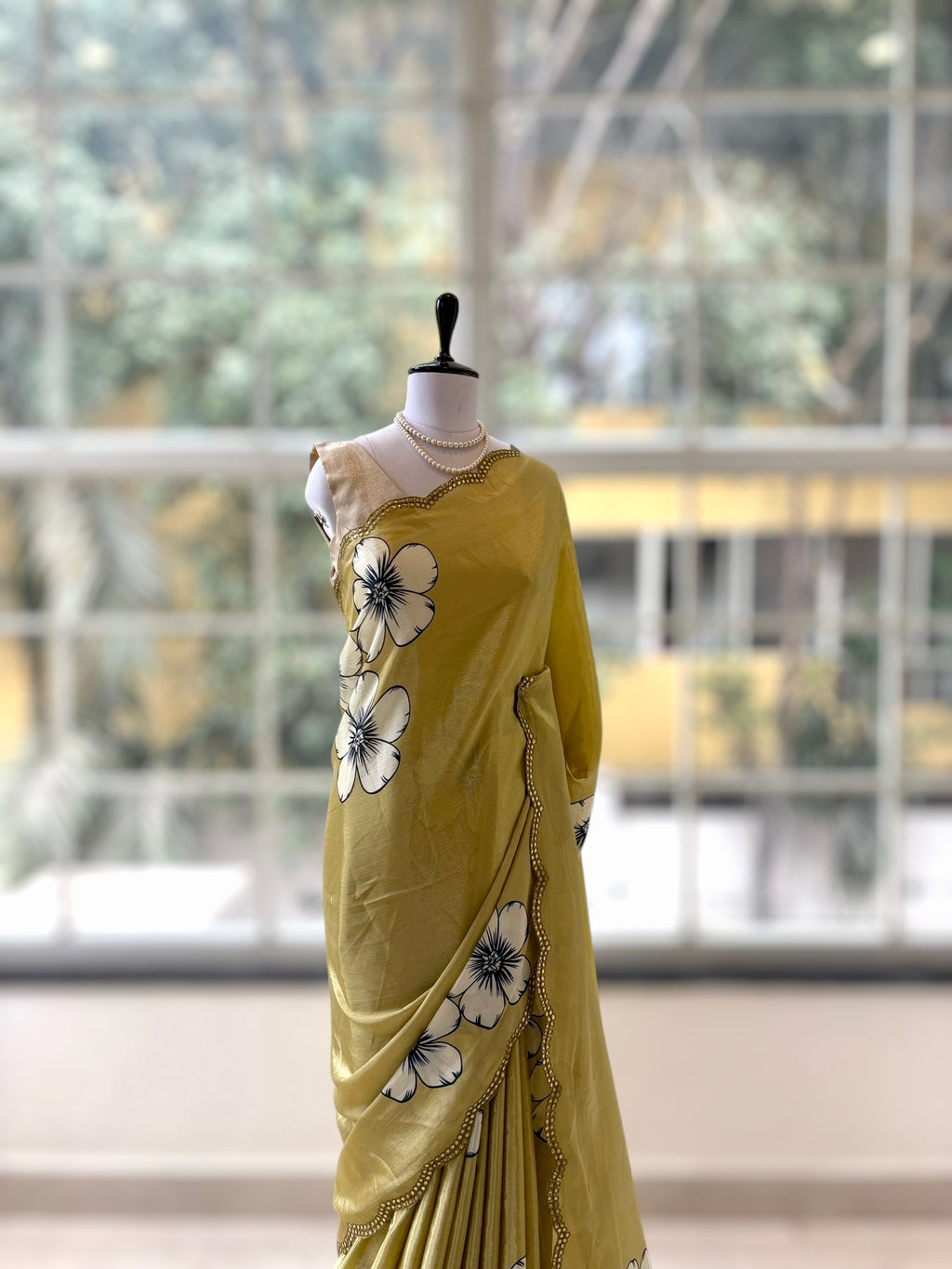 Floral print scallop saree - Lime yellow
