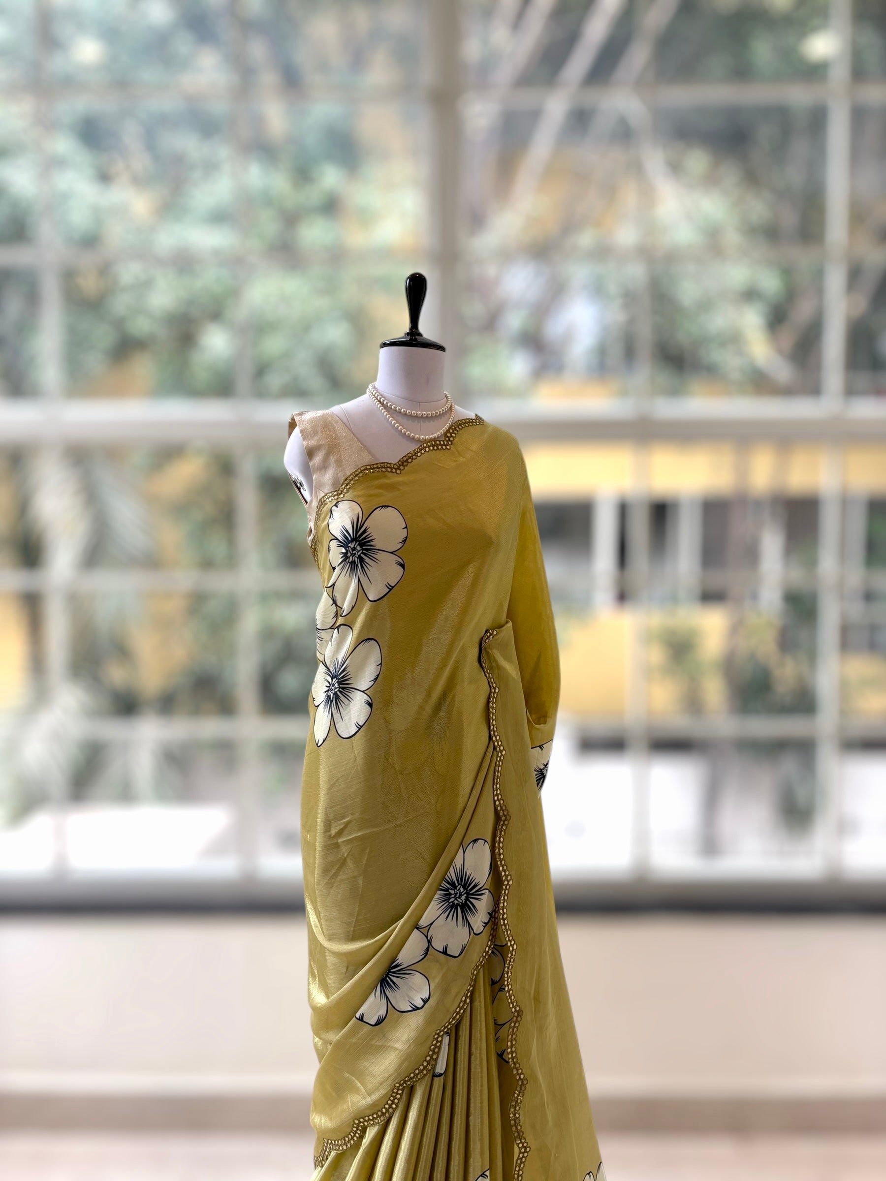 Floral print scallop saree - Lime yellow