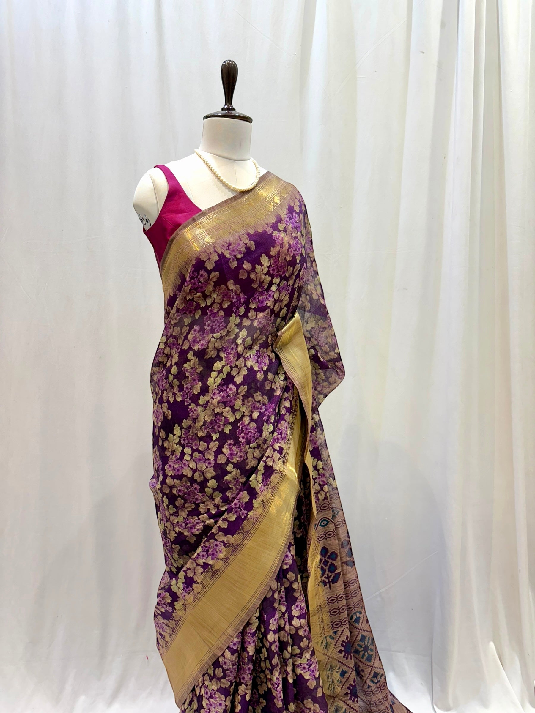 Floral cotton zari saree - Purple