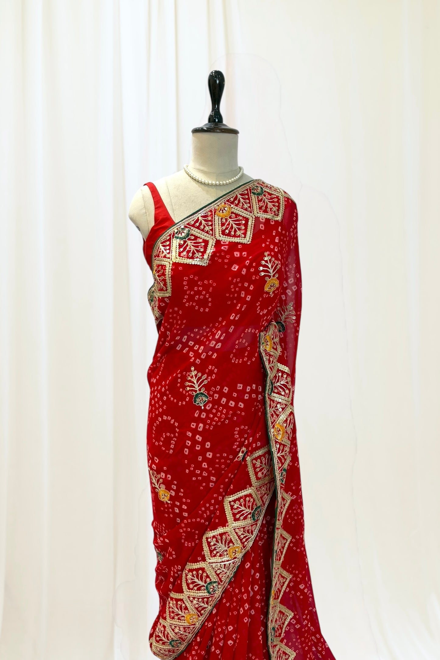 Georgette bandhani embellished saree - Red