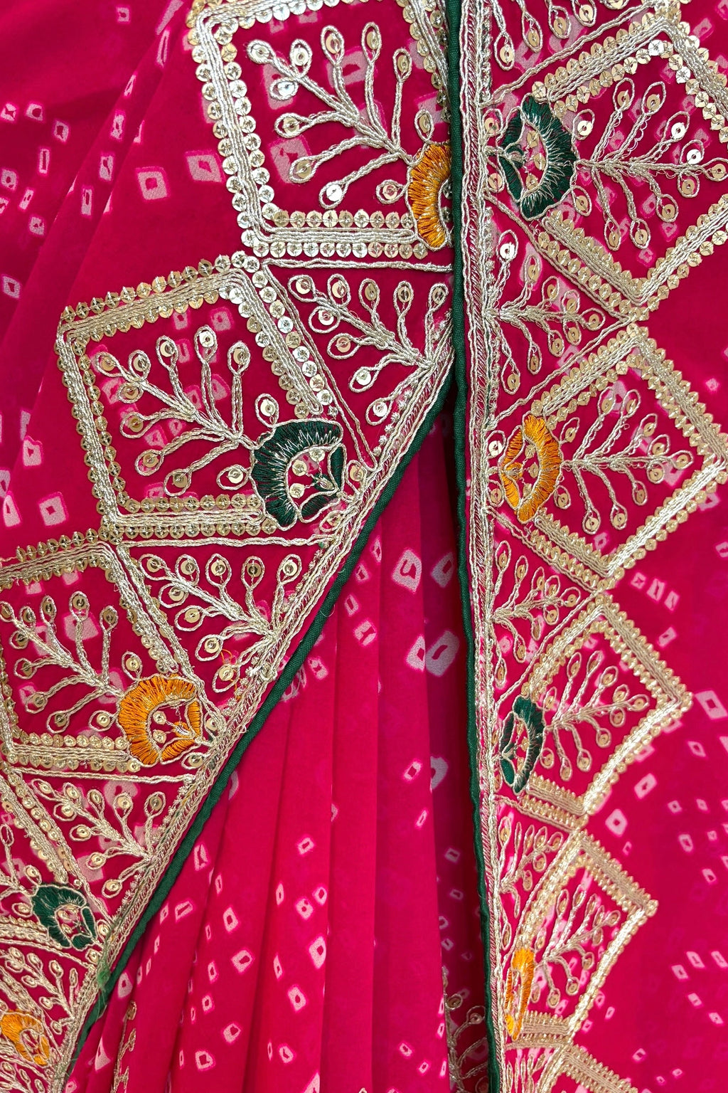 Georgette bandhani embellished saree - Pink