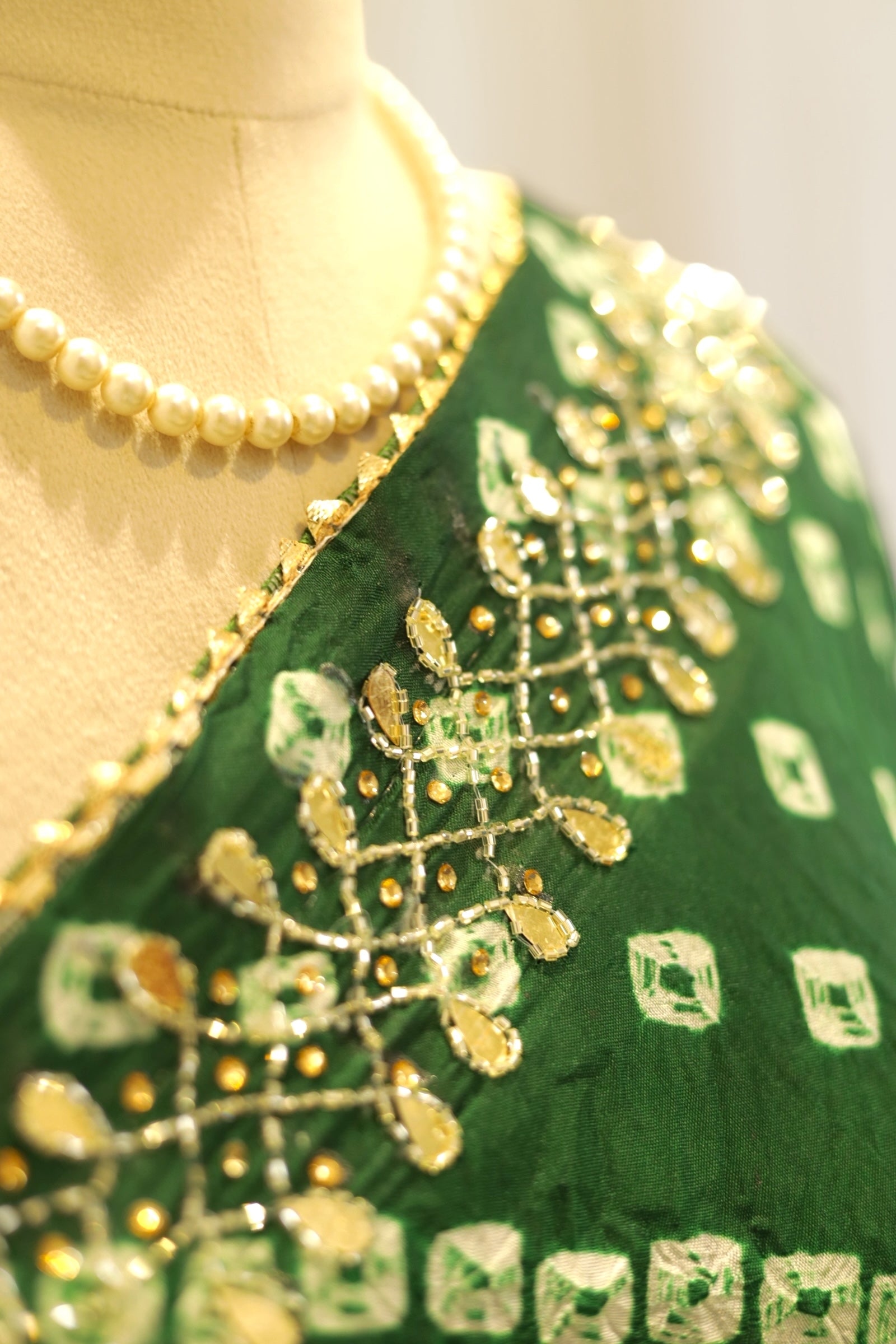 Pure viscose bandhani saree - Green