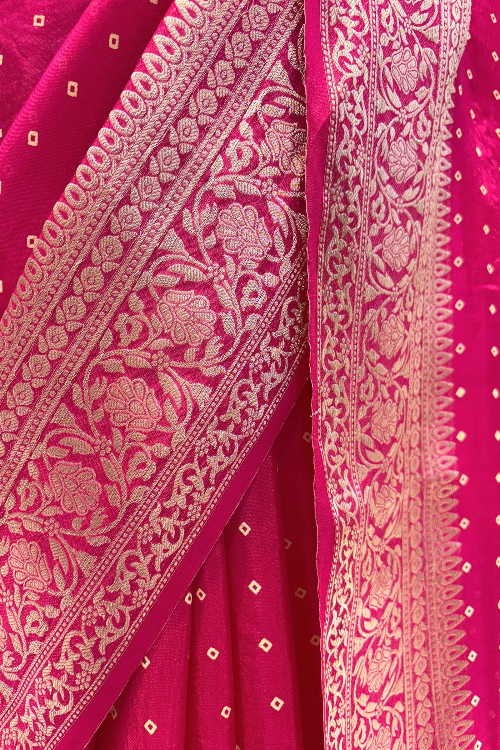 Bandhani print soft organza saree - Pink