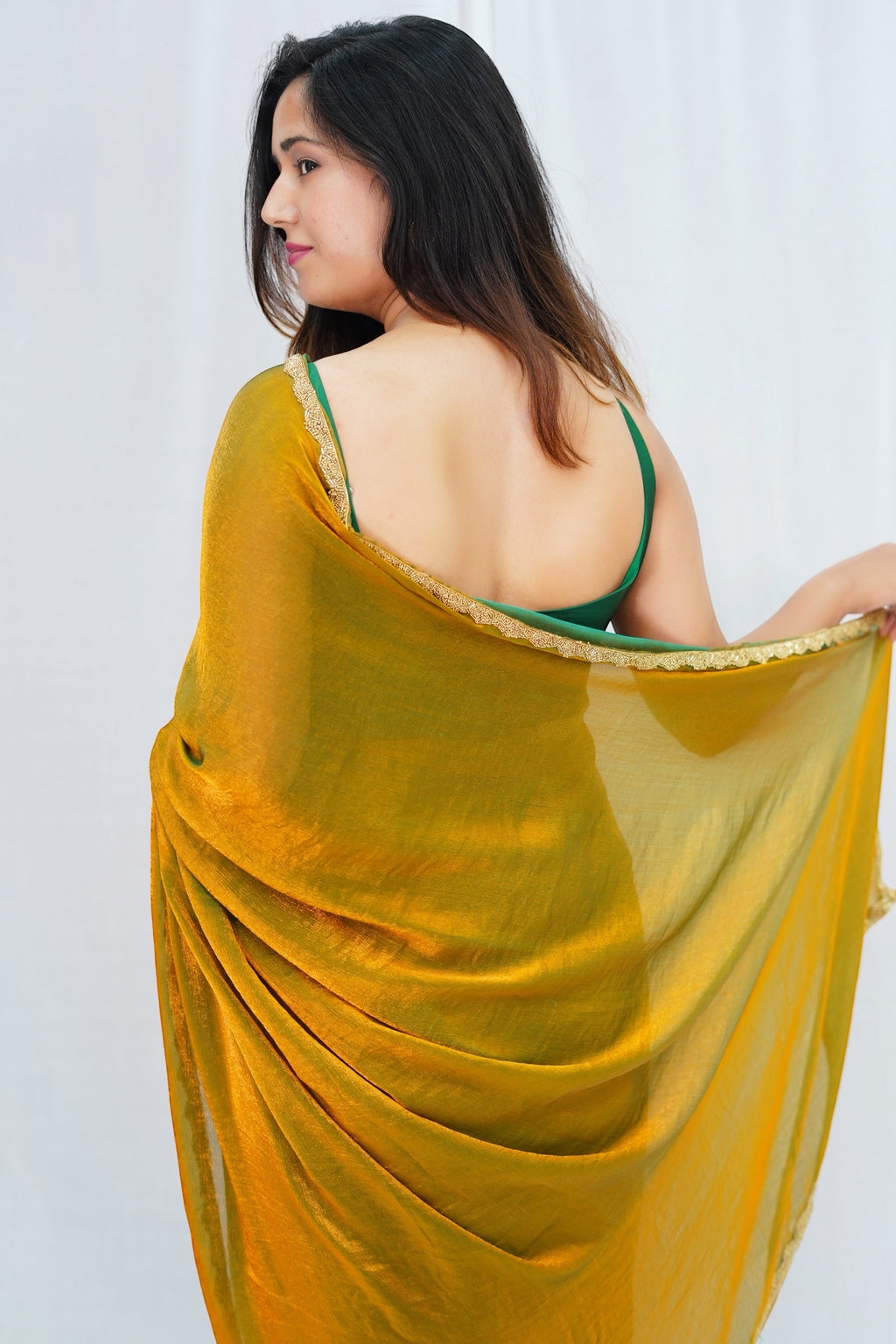 Fendy chiffon saree - Golden