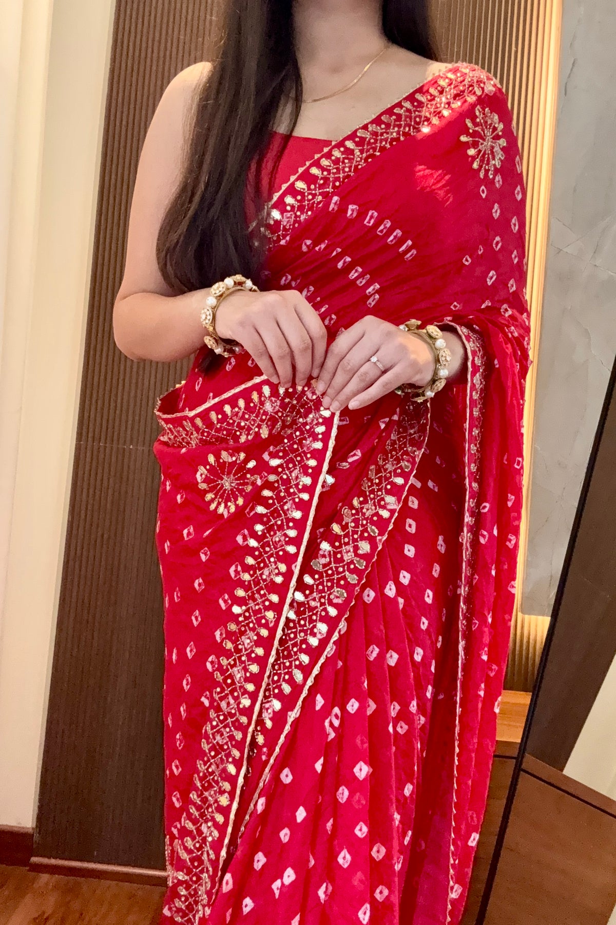 Pure viscose bandhani saree - Red