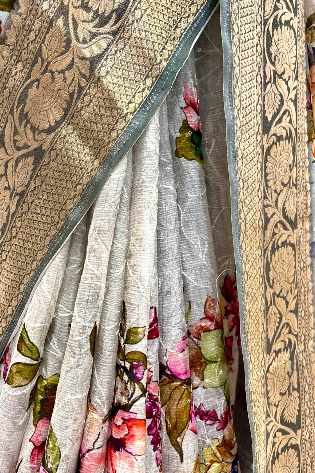 Printed zari chiffon saree