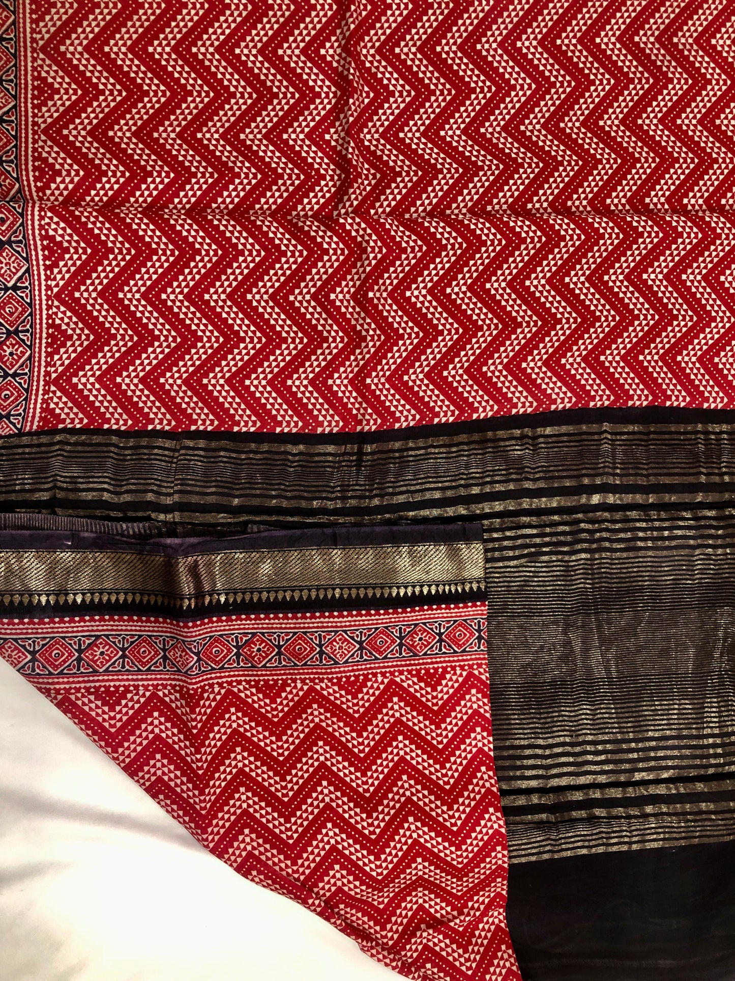Pure soft Chanderi Cotton - Red zig zag