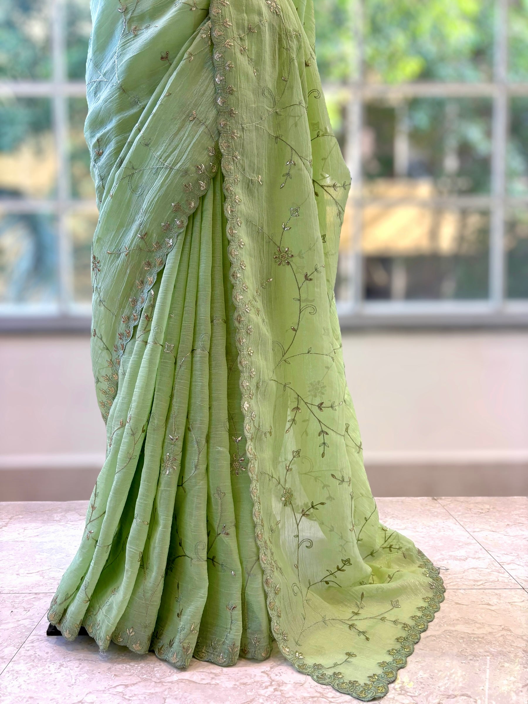 Serene scallop embroidered saree - Green