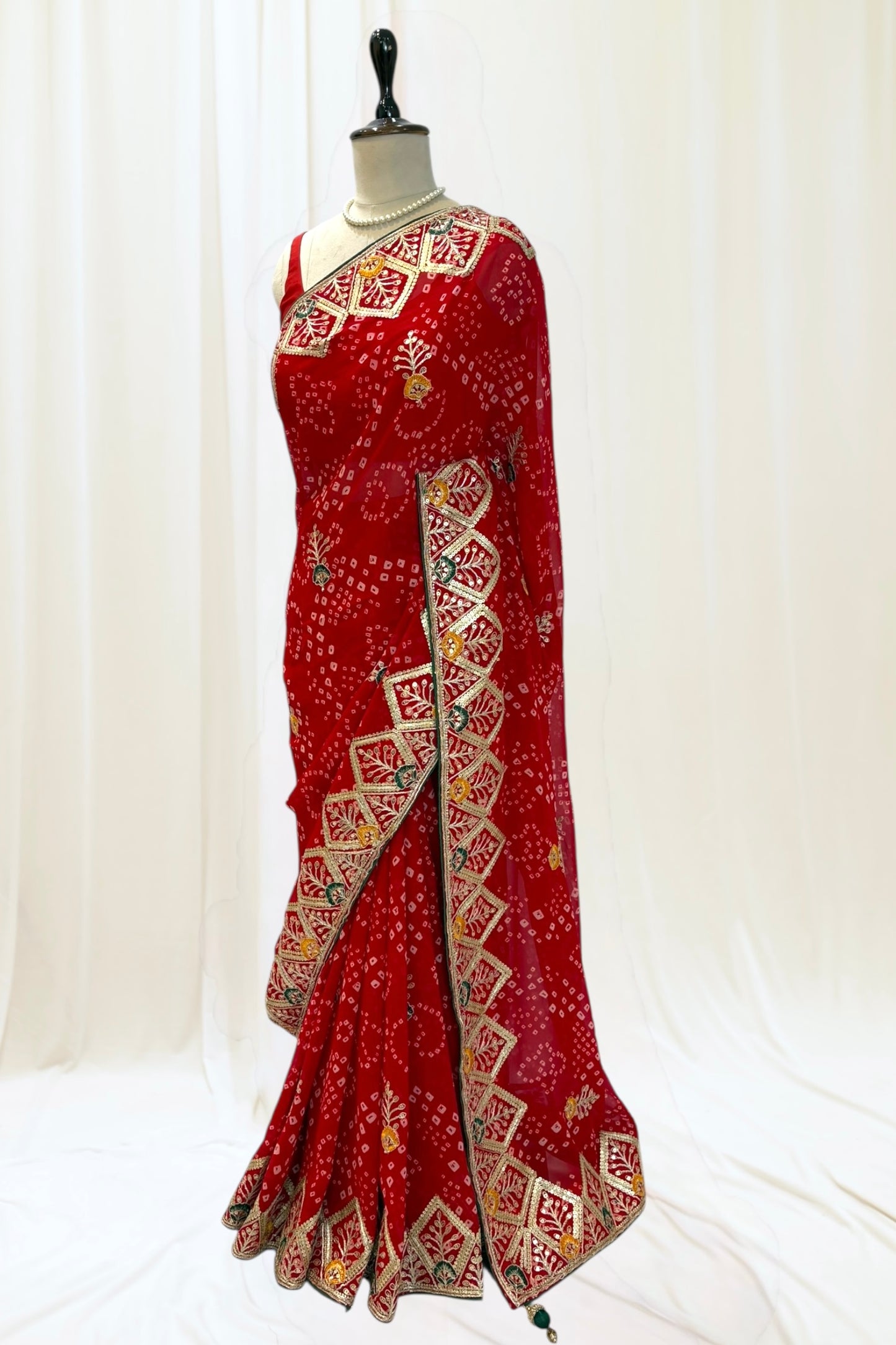 Georgette bandhani embellished saree - Red