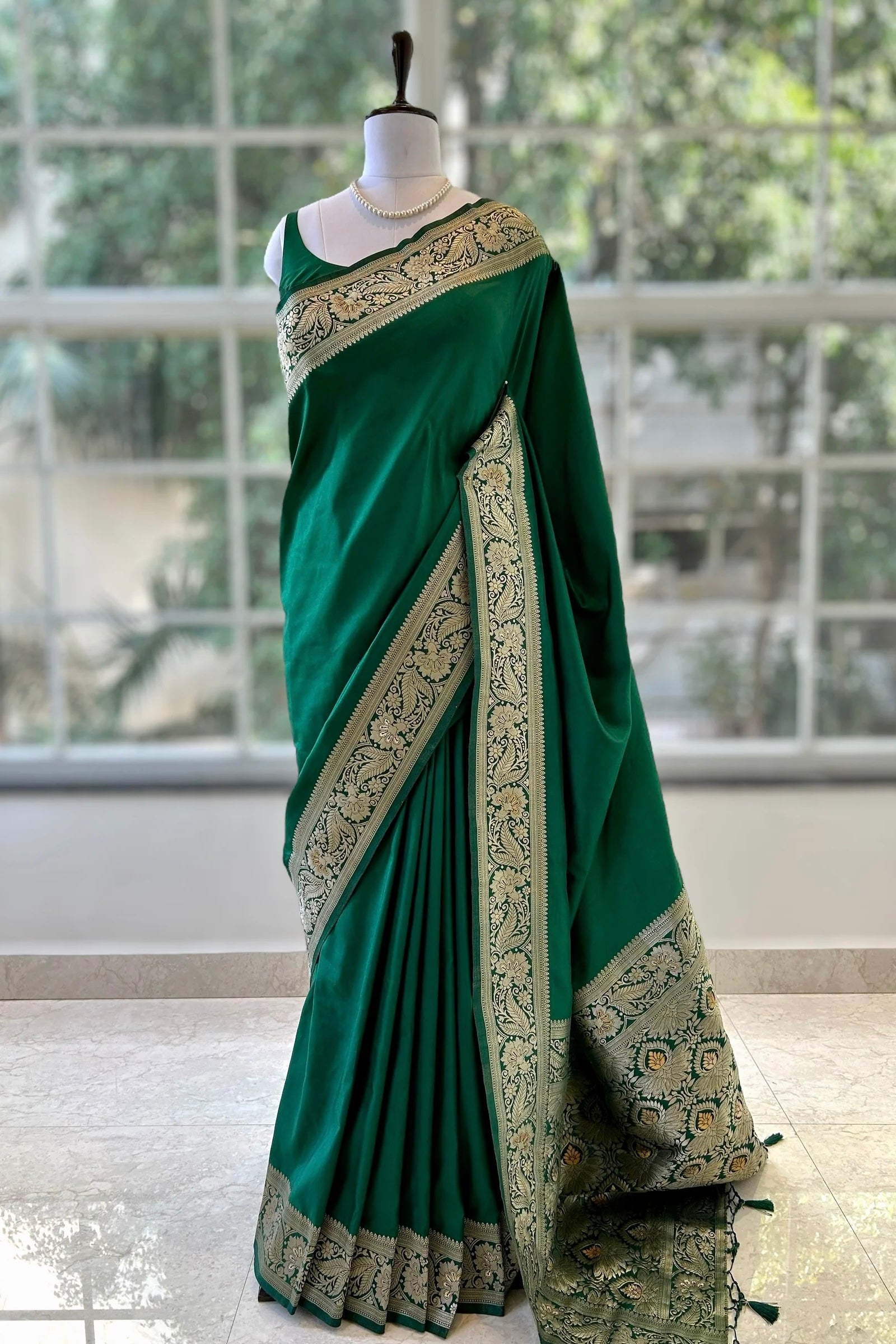Soft silk saree - Bottle green