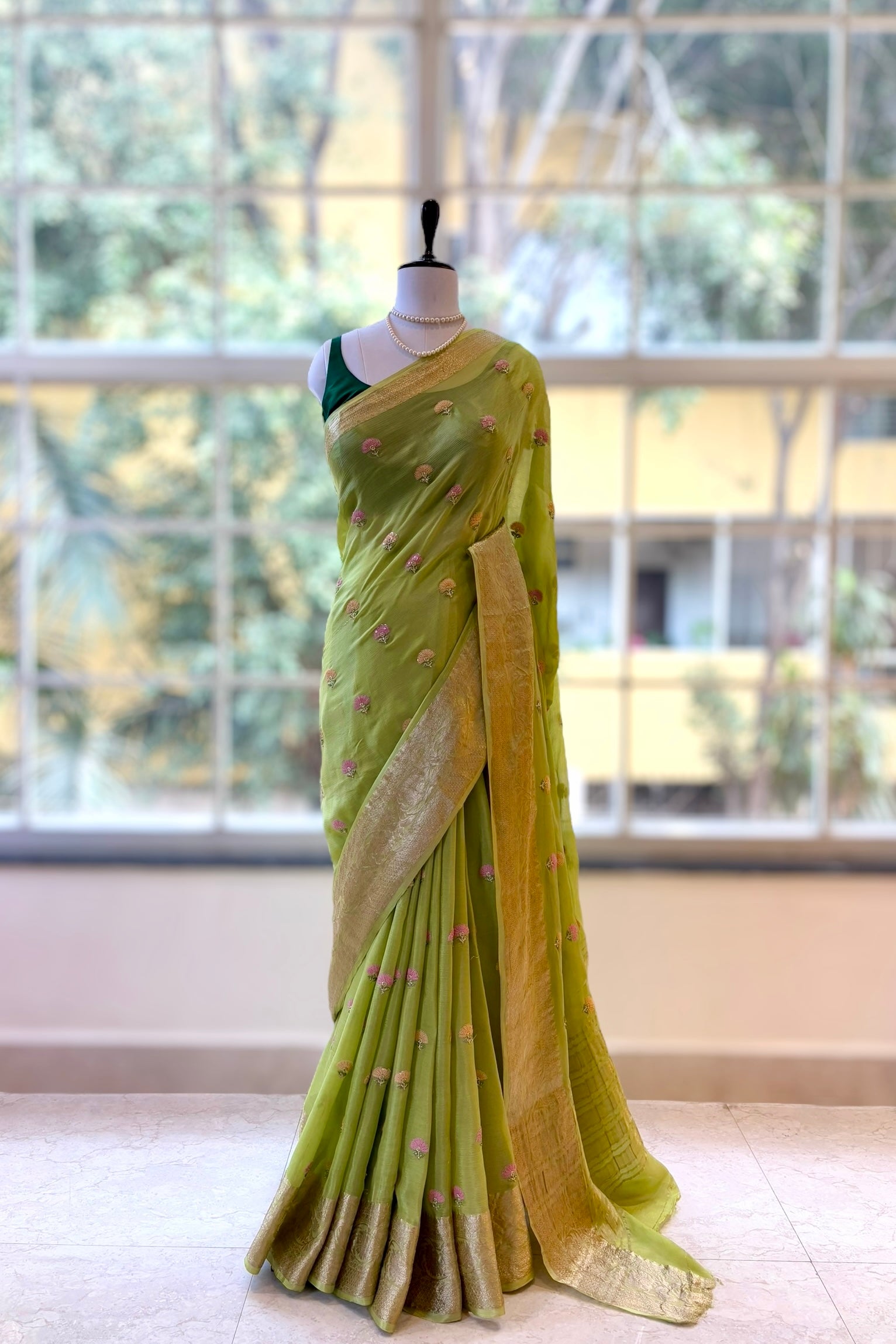 Marble chiffon embellished zari saree - Green