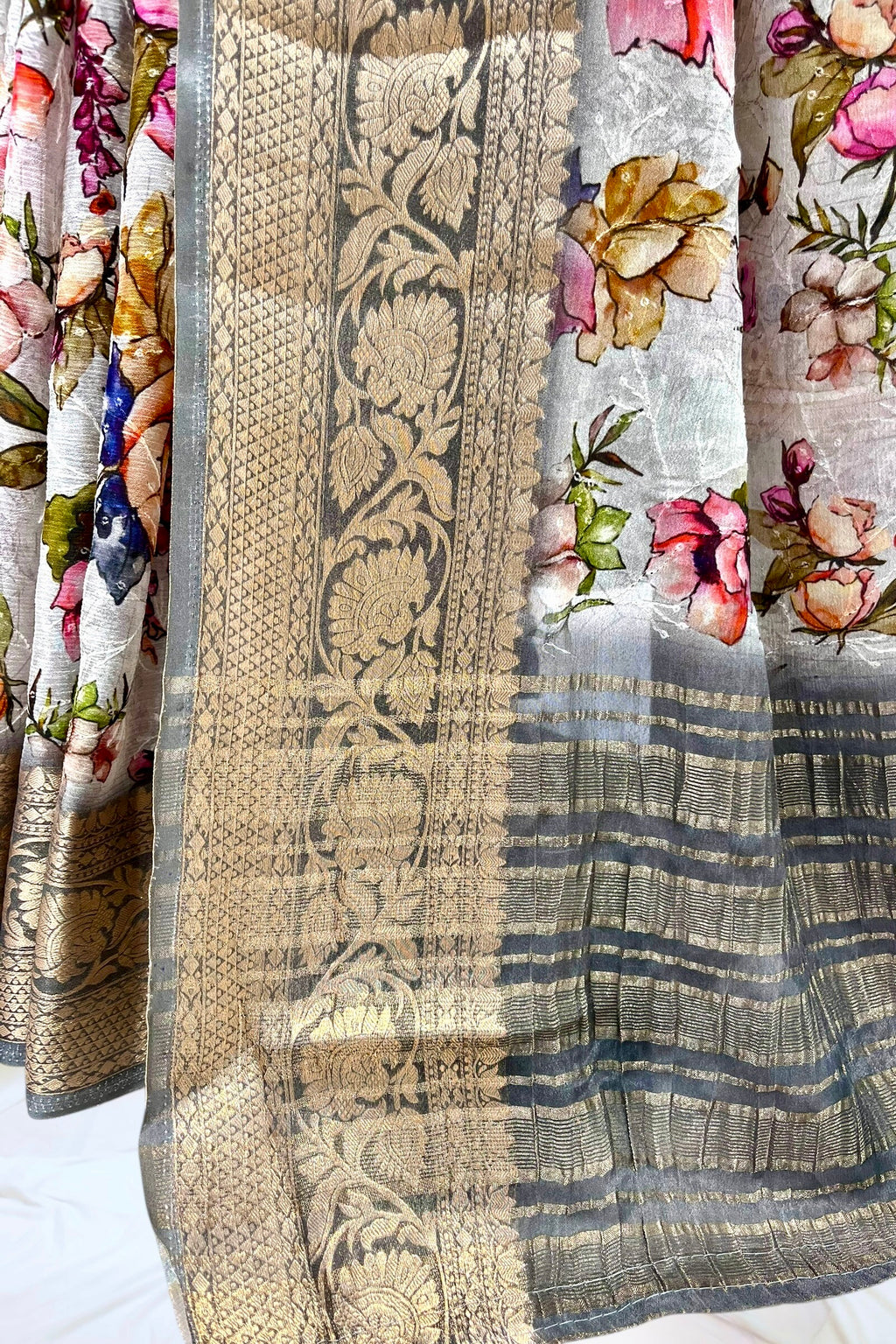 Printed zari chiffon saree