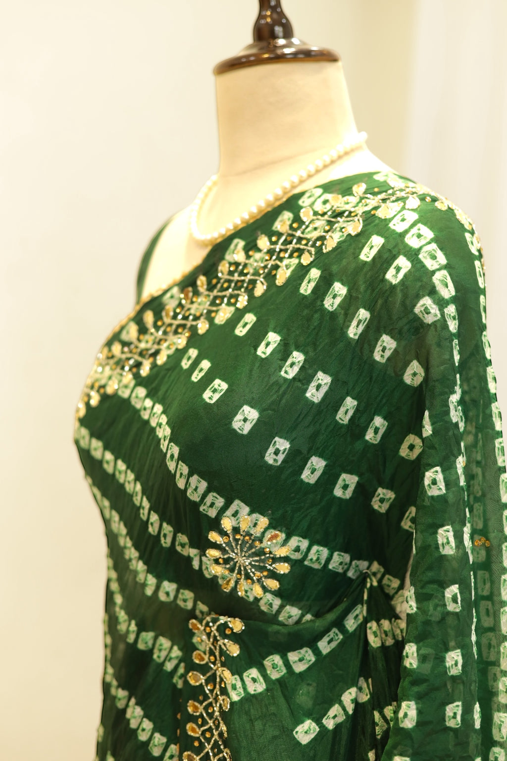 Pure viscose bandhani saree - Green