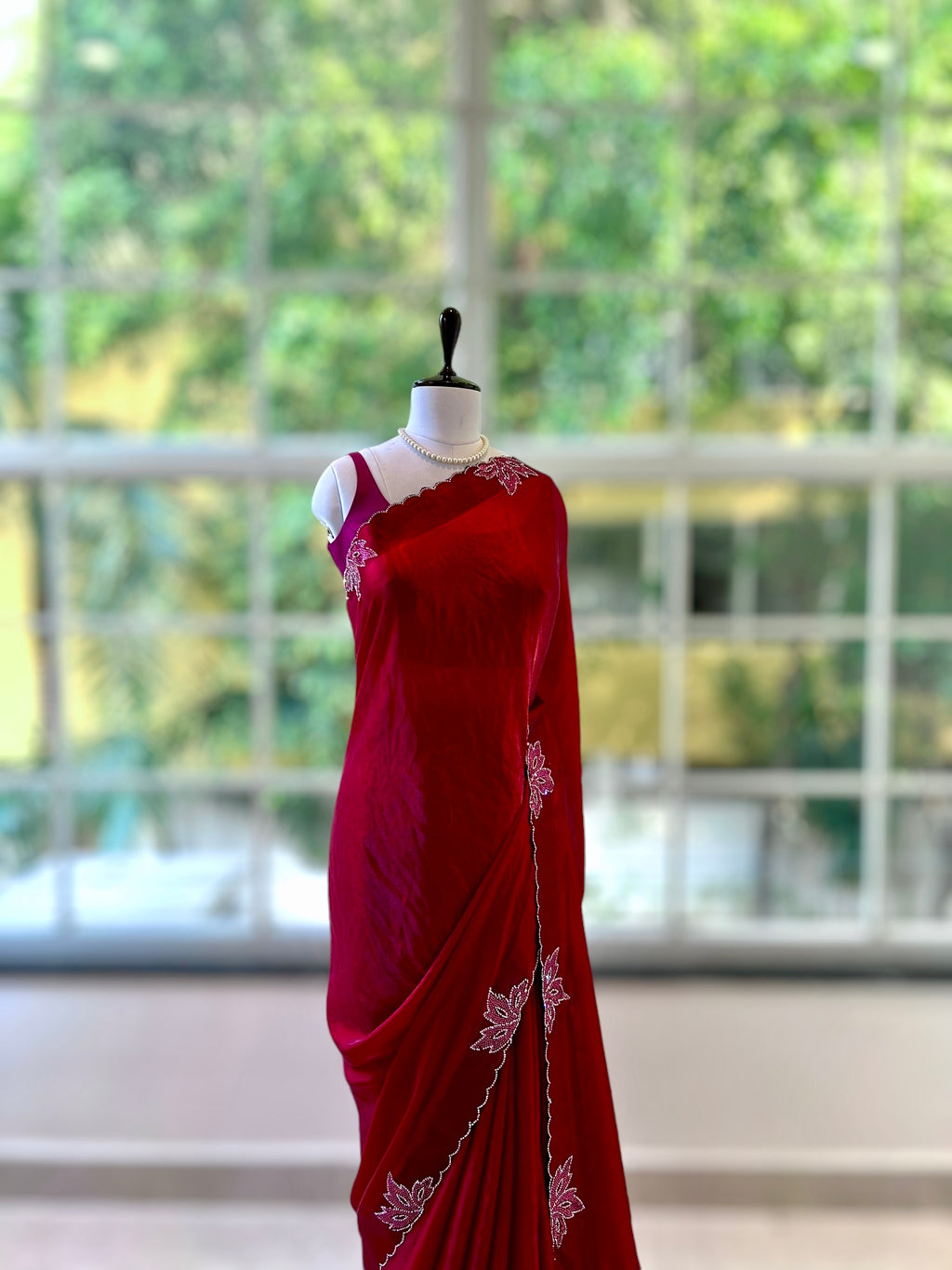 Fendy satin saree - Crimson