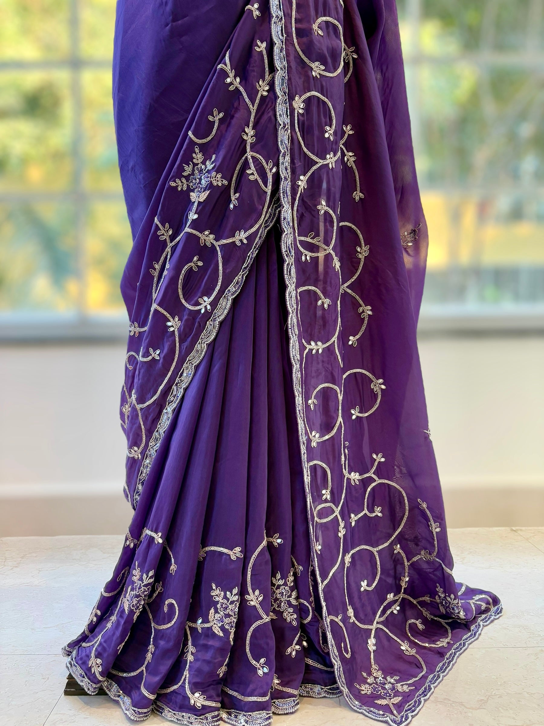 Ho silk embellished saree - Violet