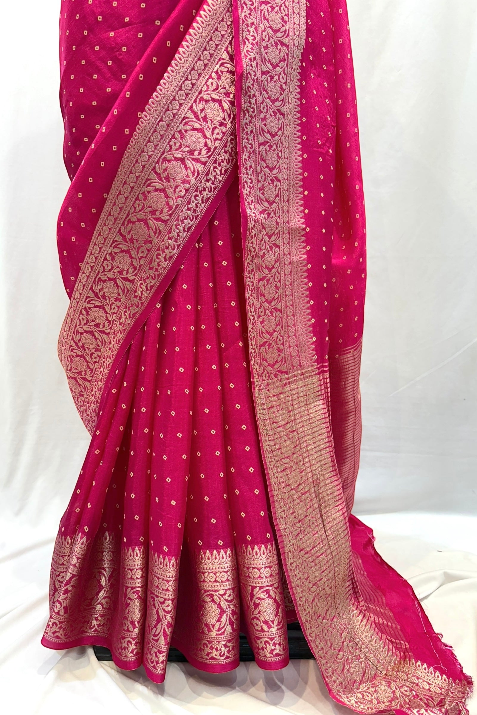 Bandhani print soft organza saree - Pink