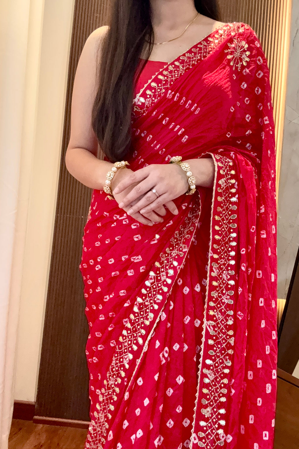 Pure viscose bandhani saree - Red