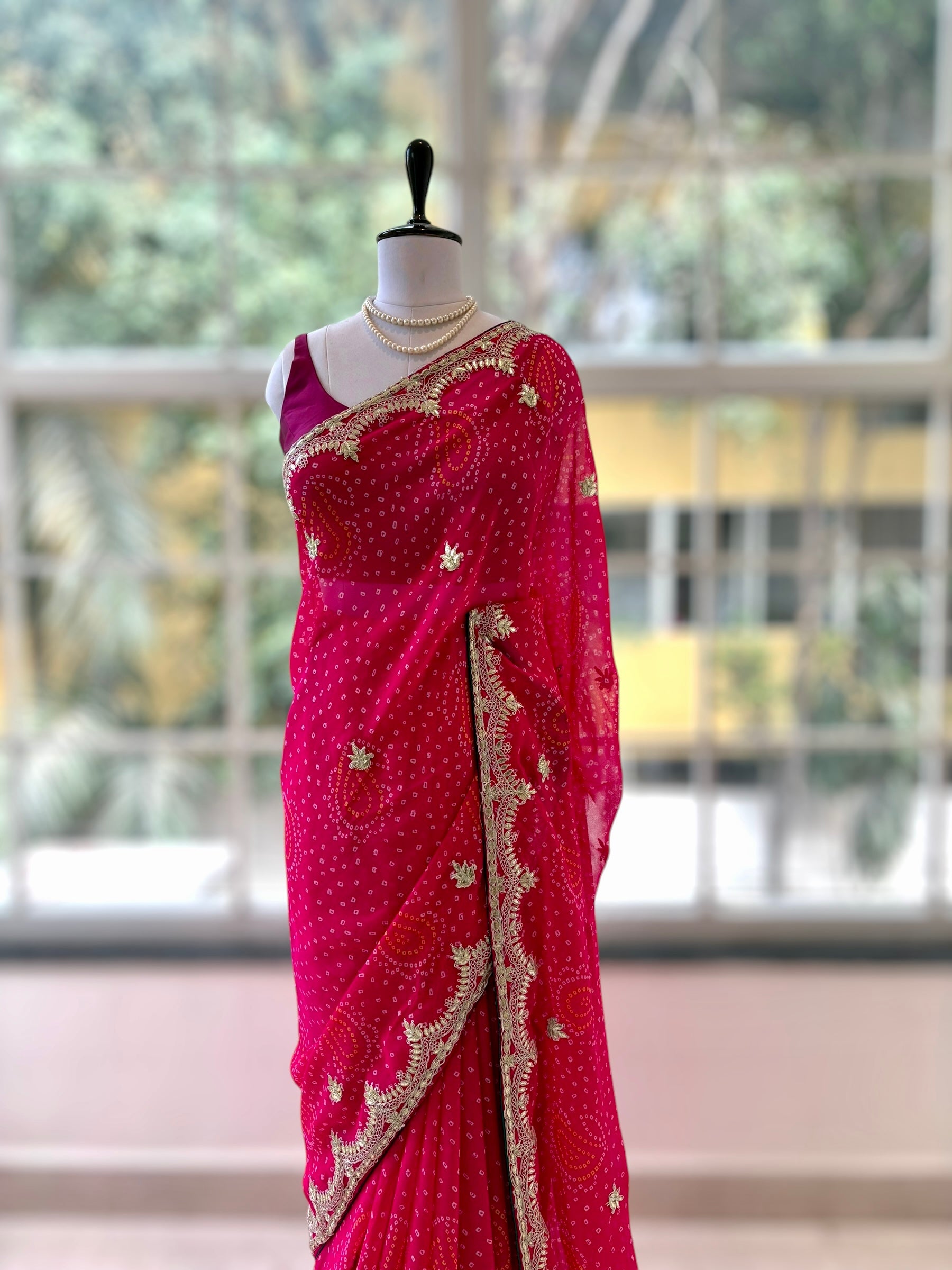 Georgette bandhani saree - Pink scallop