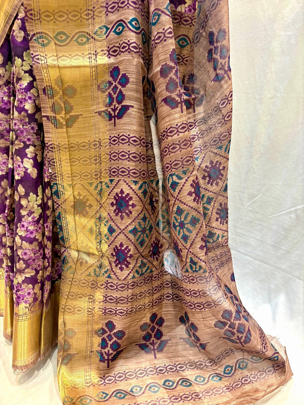 Floral cotton zari saree - Purple