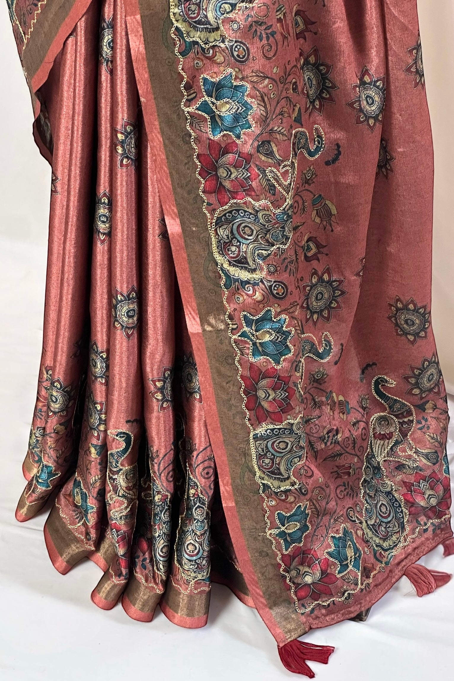 Digital print aariwork soft silk saree - Dusty Pink