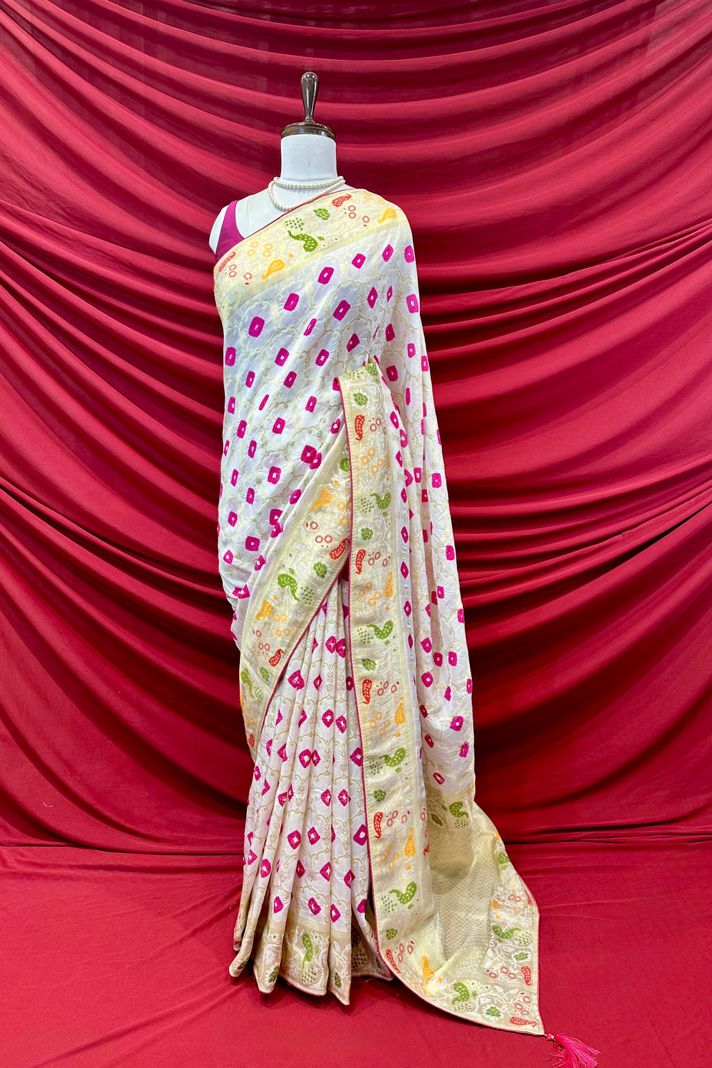 Dola bandhej zari saree - White