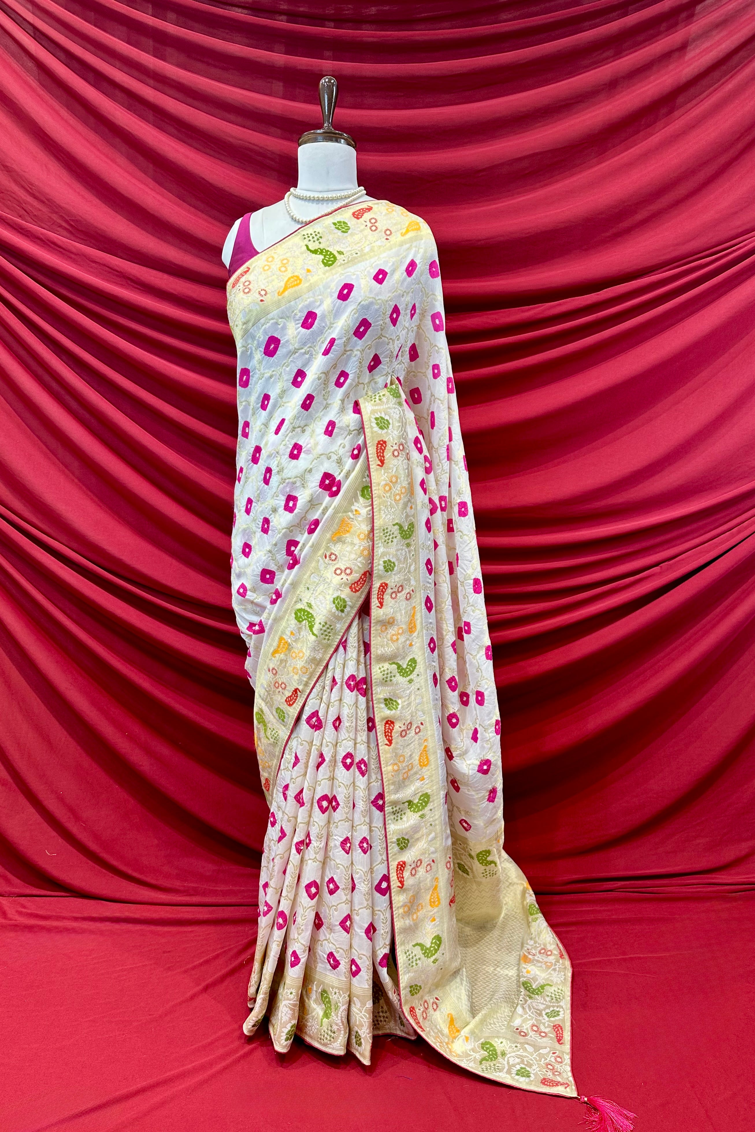 Dola bandhej zari saree - White