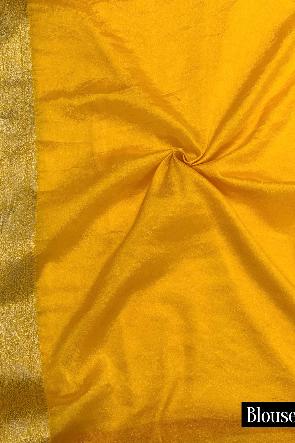 Peacock embellished zari chiffon saree - Red