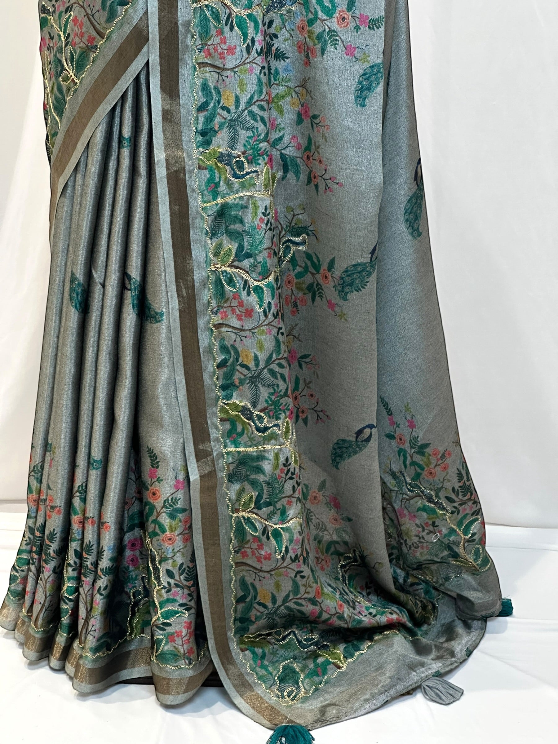 Digital print aariwork soft silk saree - Grey