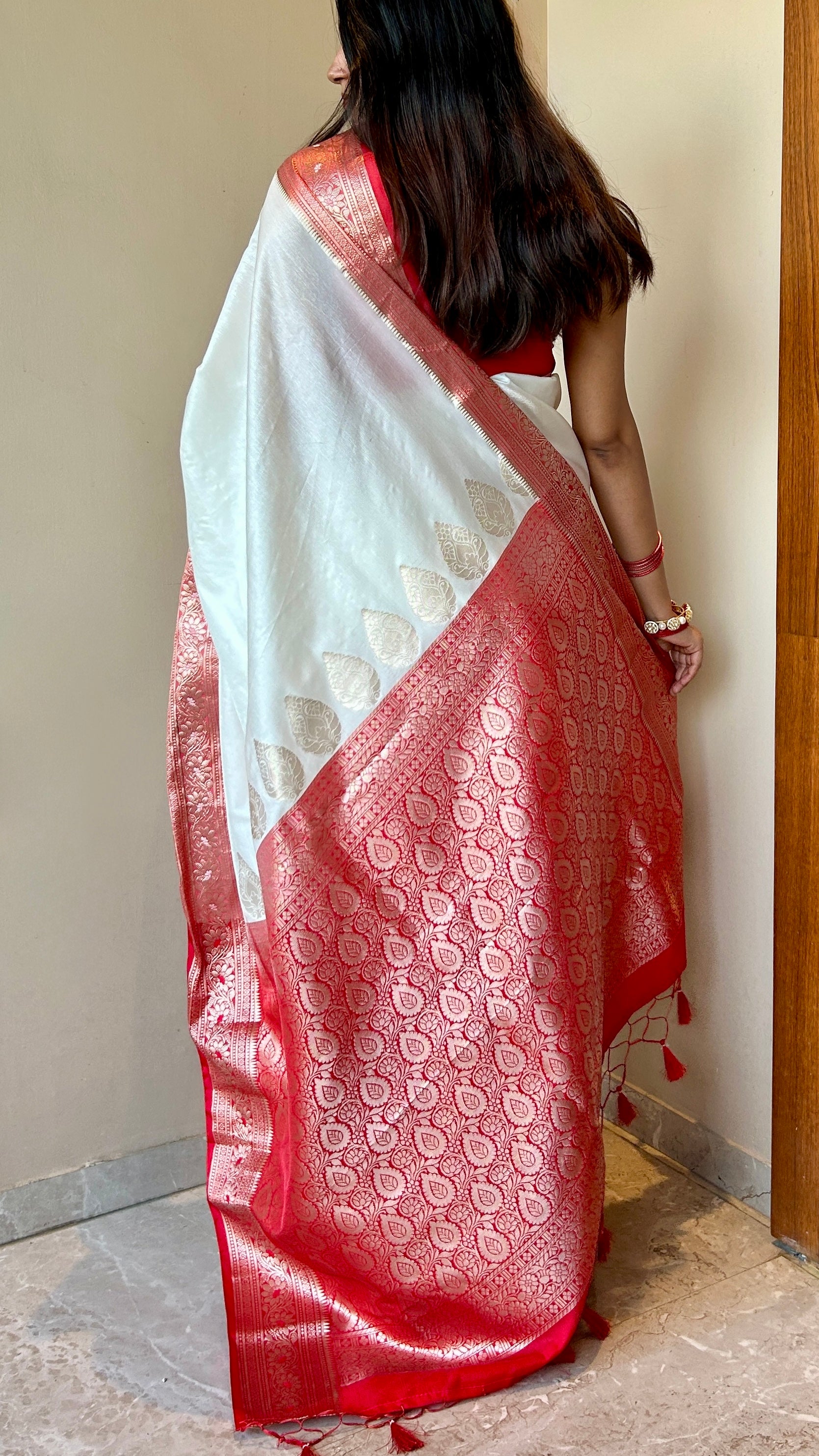 White Red Bengali saree