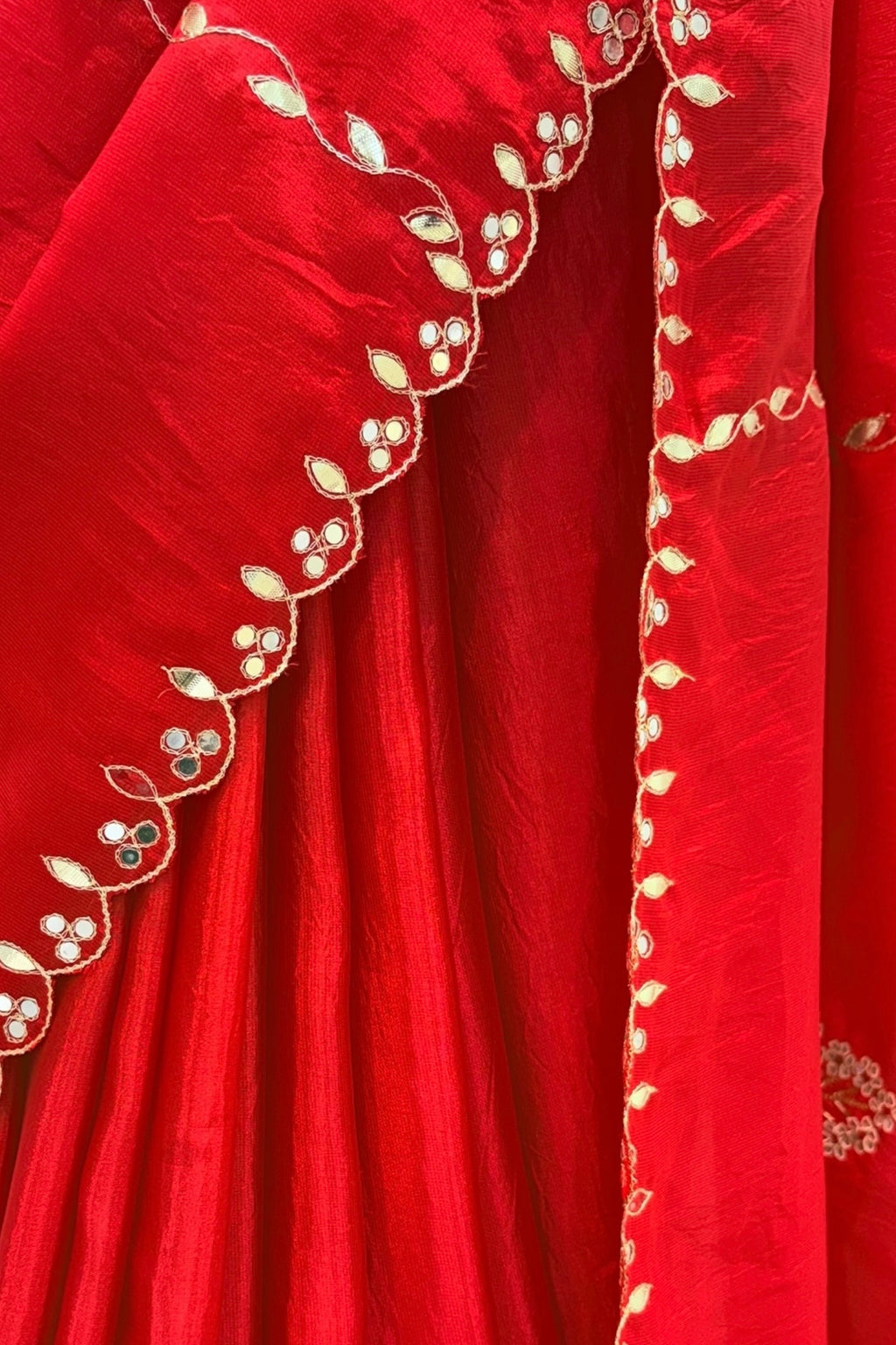 Red scallop gotta pati soft organza saree