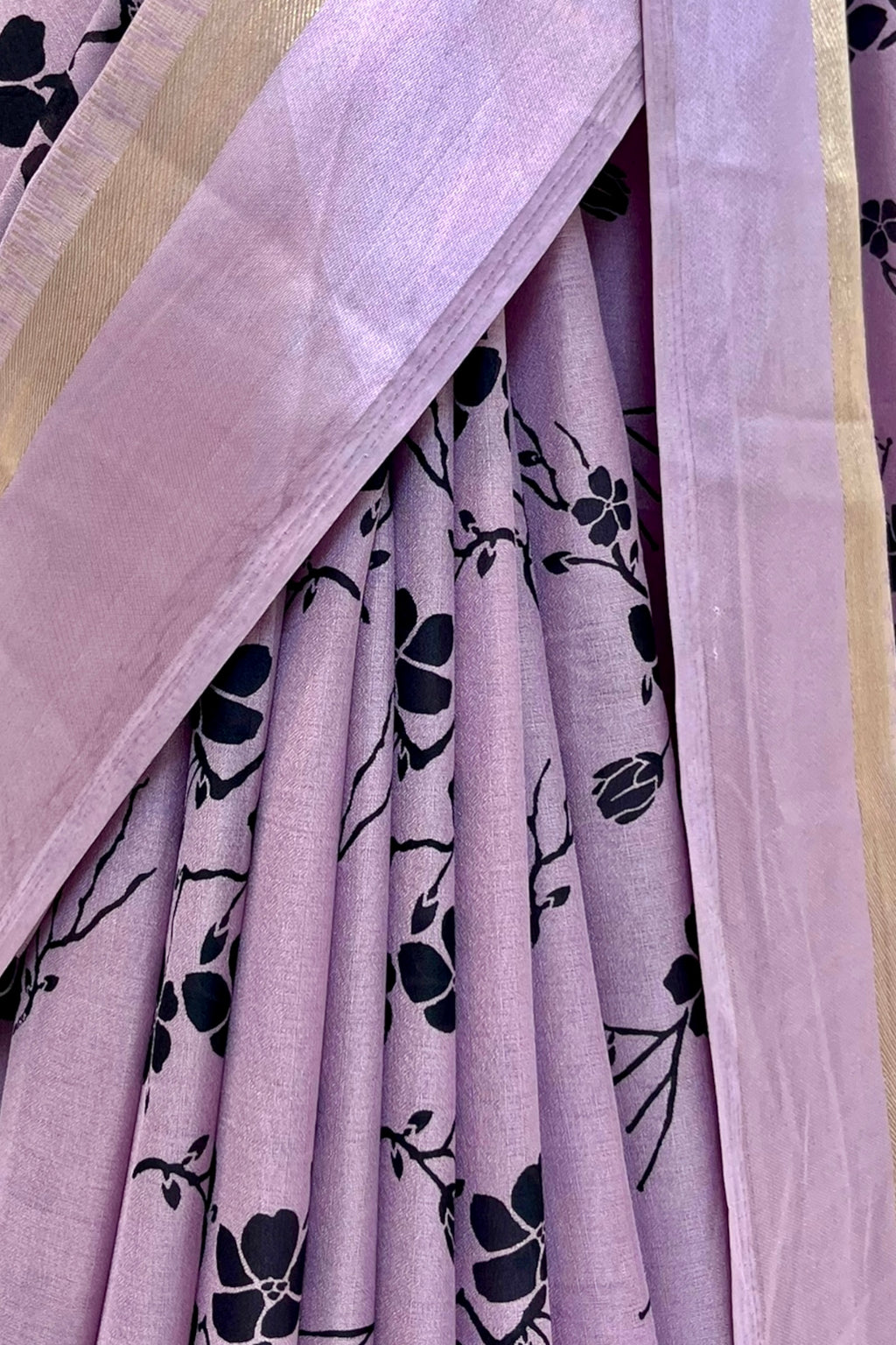 Floral printed chiffon saree - Purple