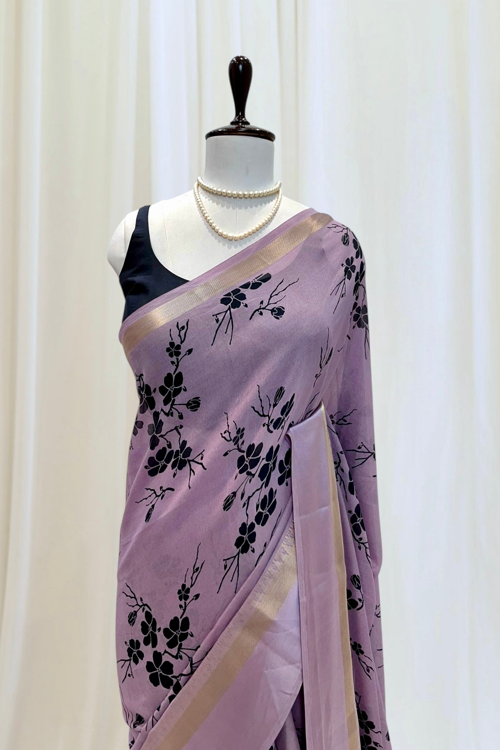 Floral printed chiffon saree - Purple