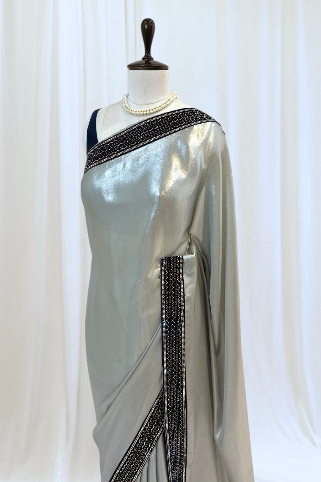 Grey shimmer shiny chiffon saree