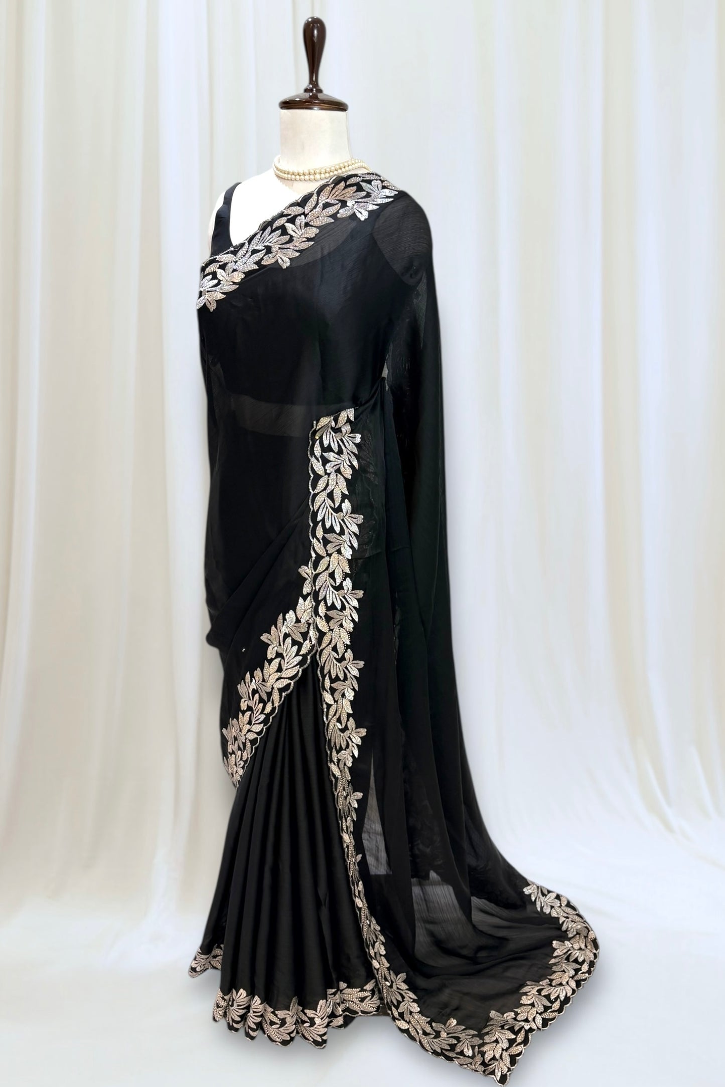 Floral embellished chiffon saree - Black leafy