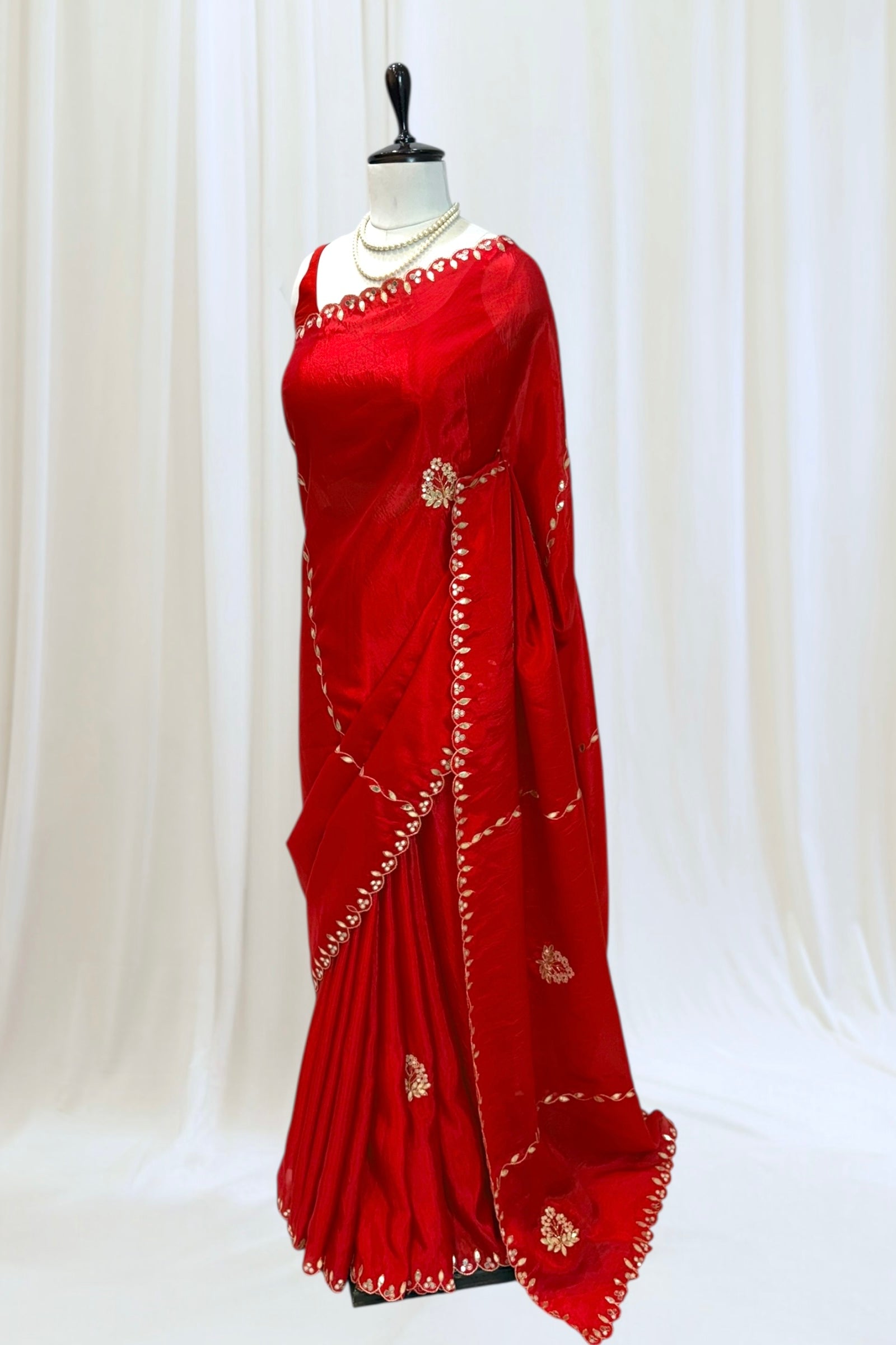 Red scallop gotta pati soft organza saree