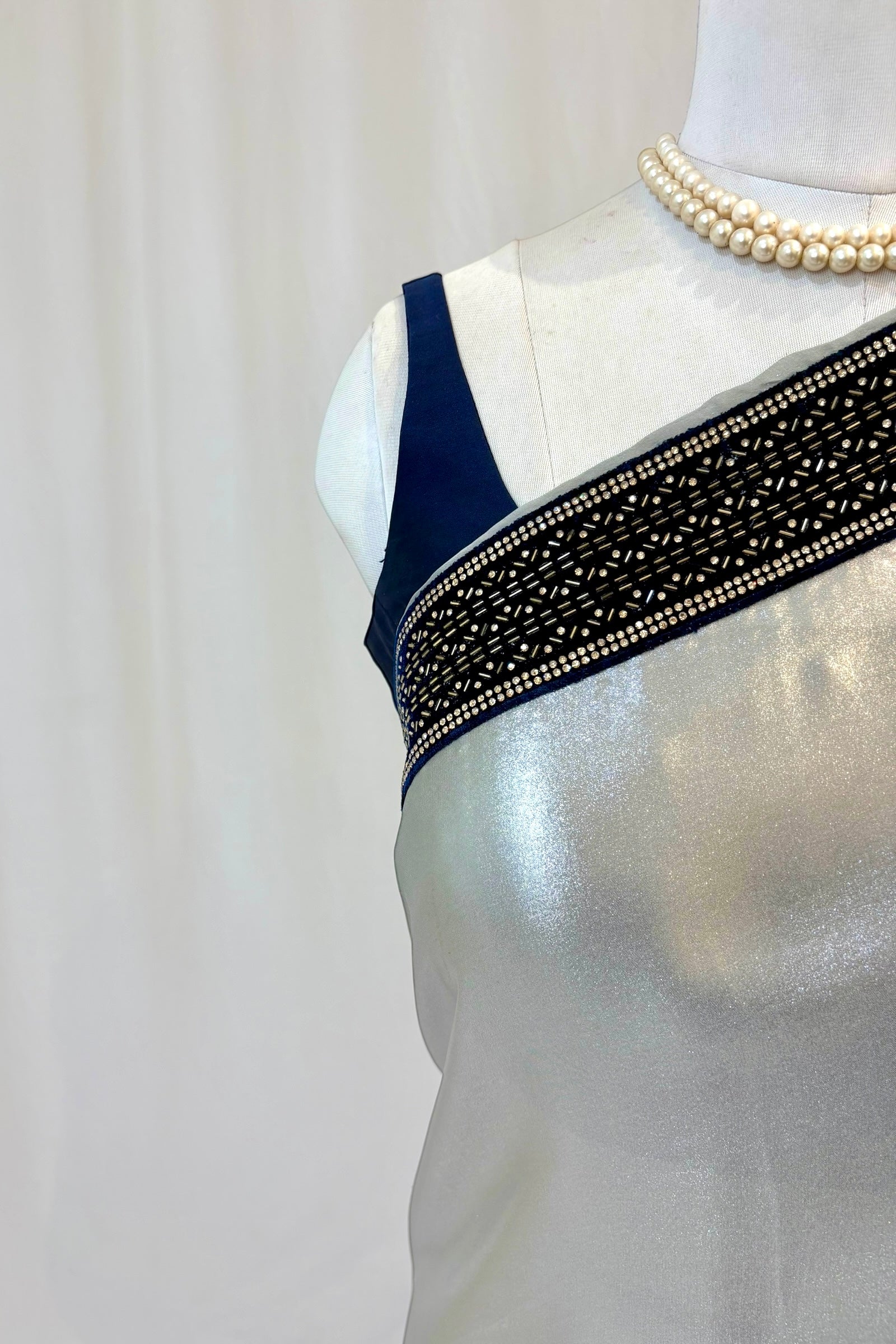 Grey shimmer shiny chiffon saree