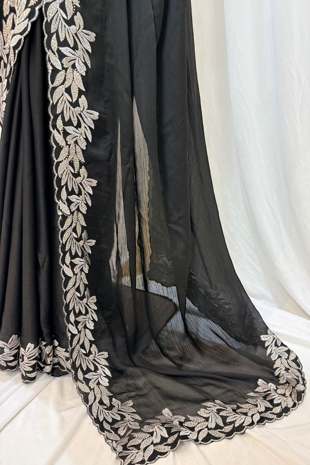 Floral embellished chiffon saree - Black leafy