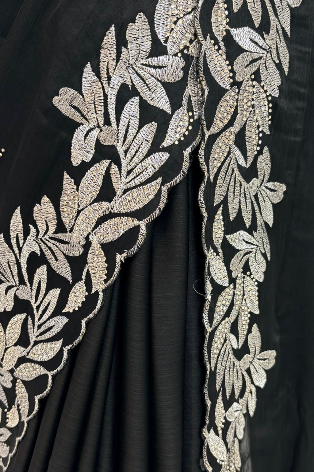 Floral embellished chiffon saree - Black leafy