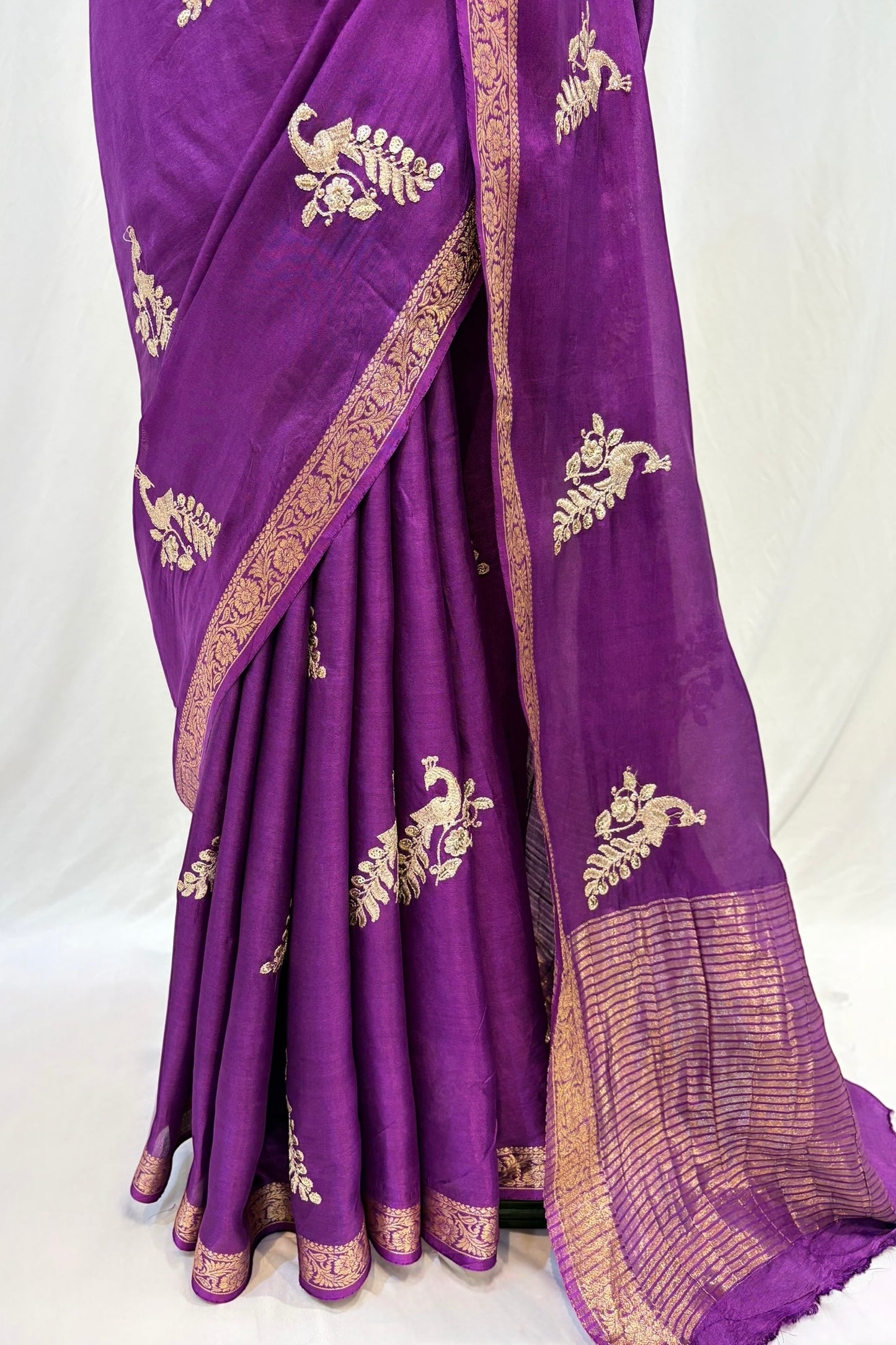 Peacock pure dola silk zari saree - Violet