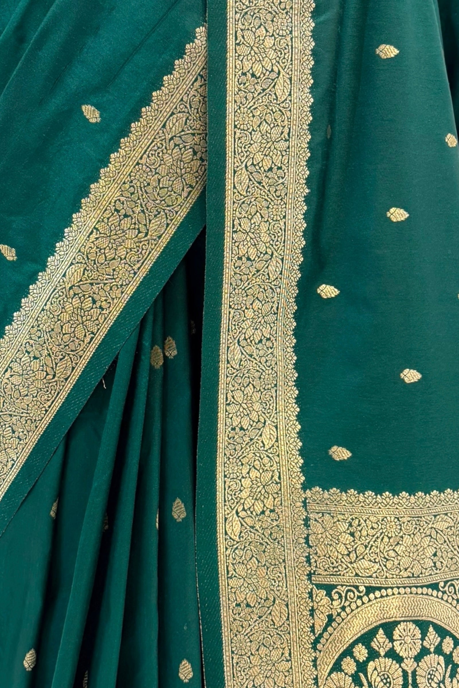 Banarasi soft silk saree - Bottle green