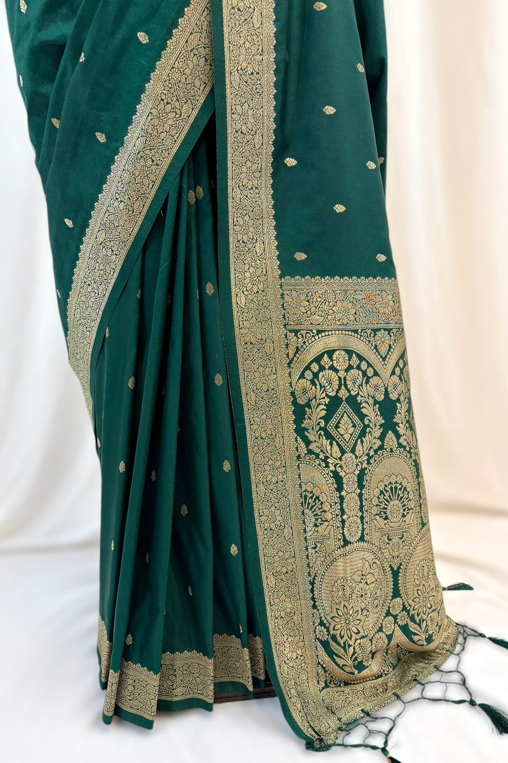 Banarasi soft silk saree - Bottle green