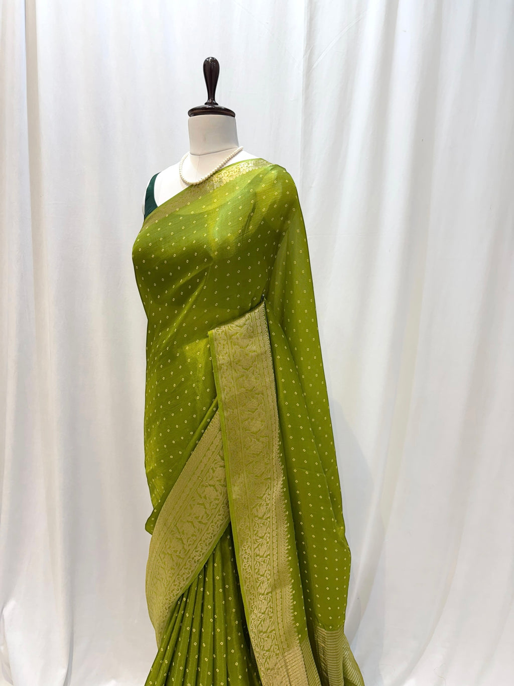 Bandhani print soft organza saree - Parrot green