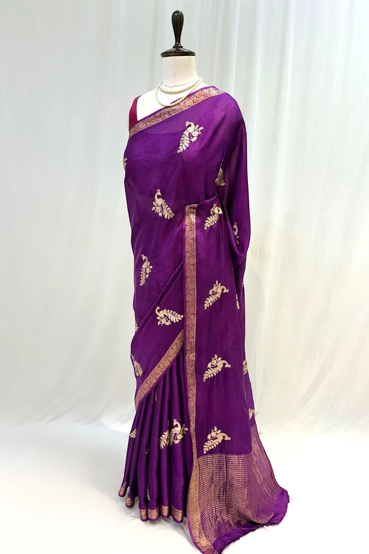 Peacock pure dola silk zari saree - Violet