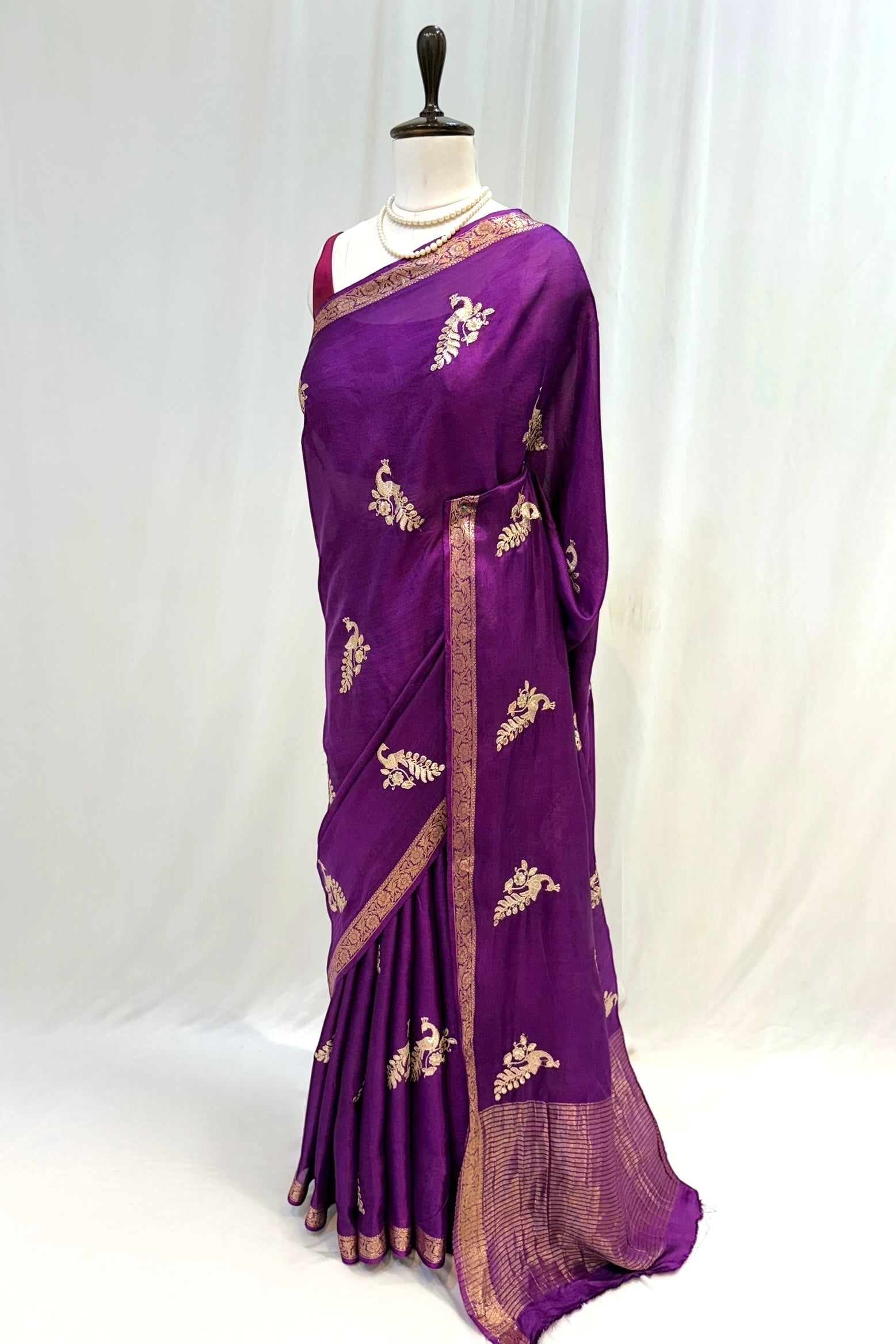Peacock pure dola silk zari saree - Violet