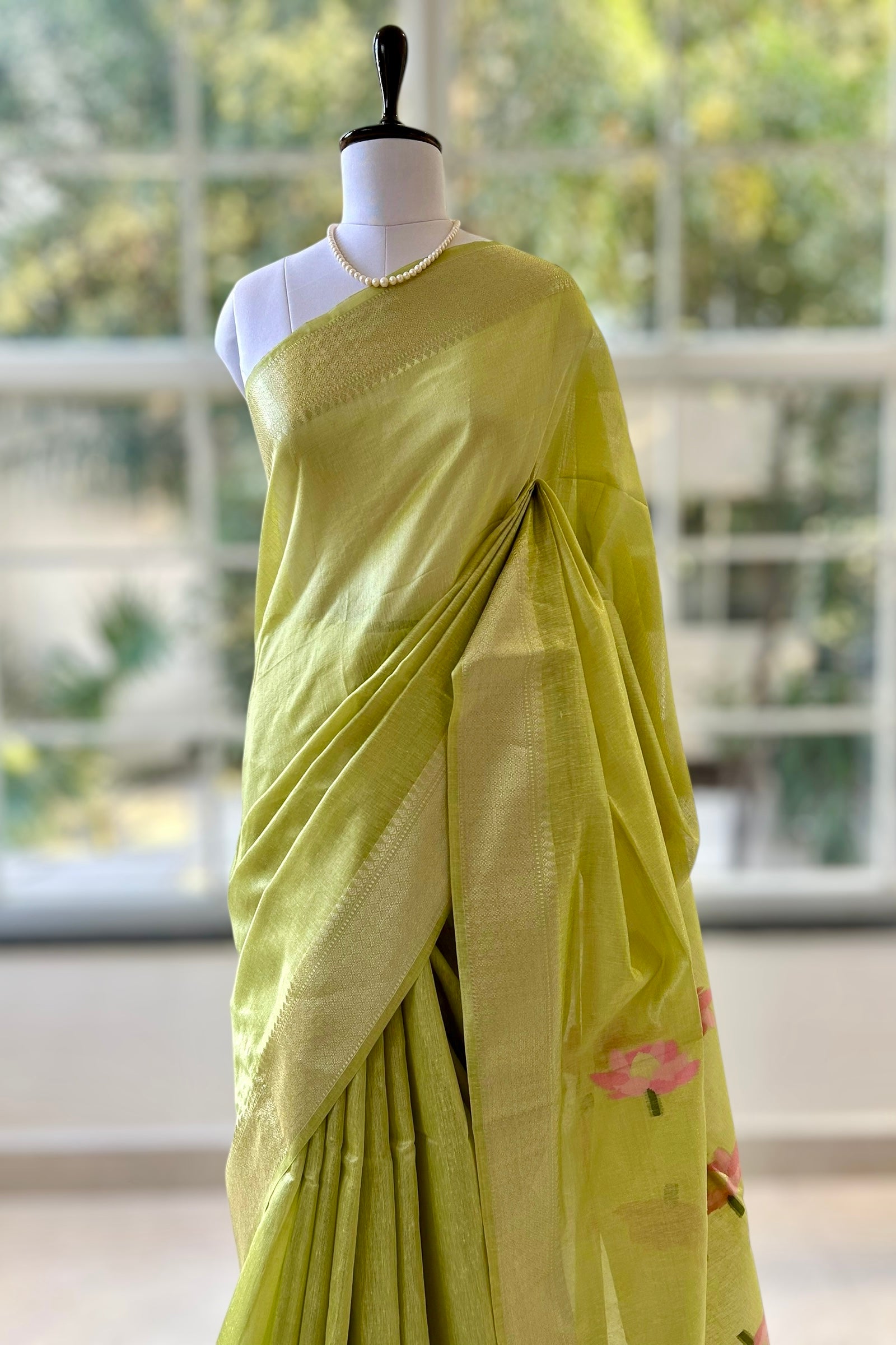 Lotus handloom saree - Lime green