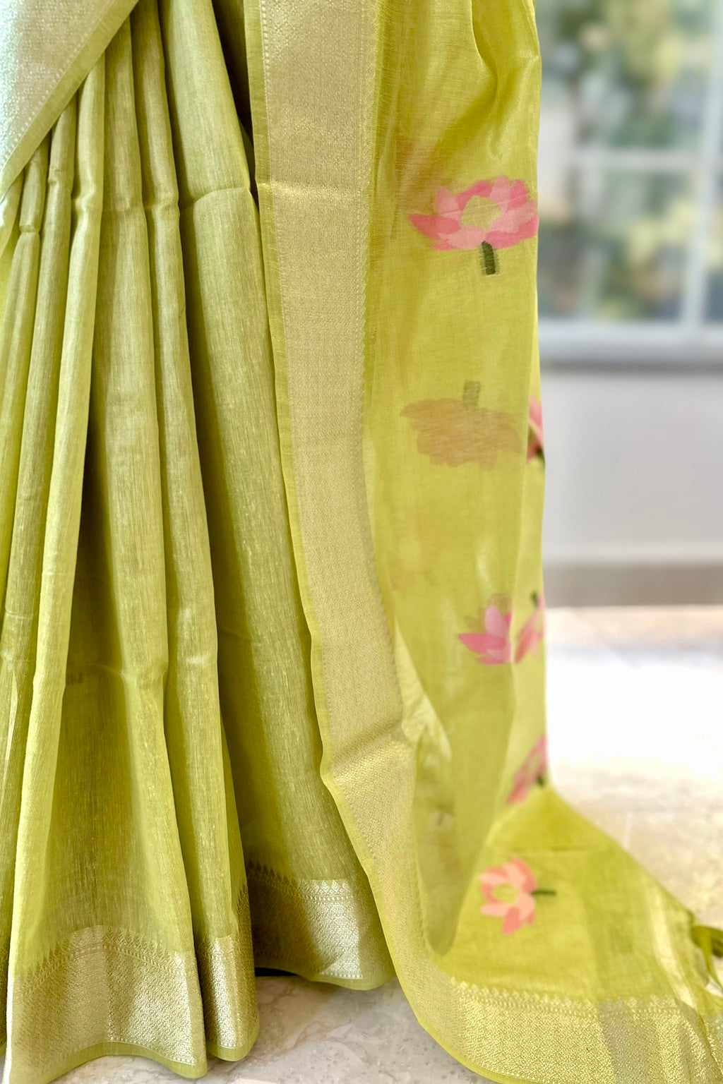 Lotus handloom saree - Lime green