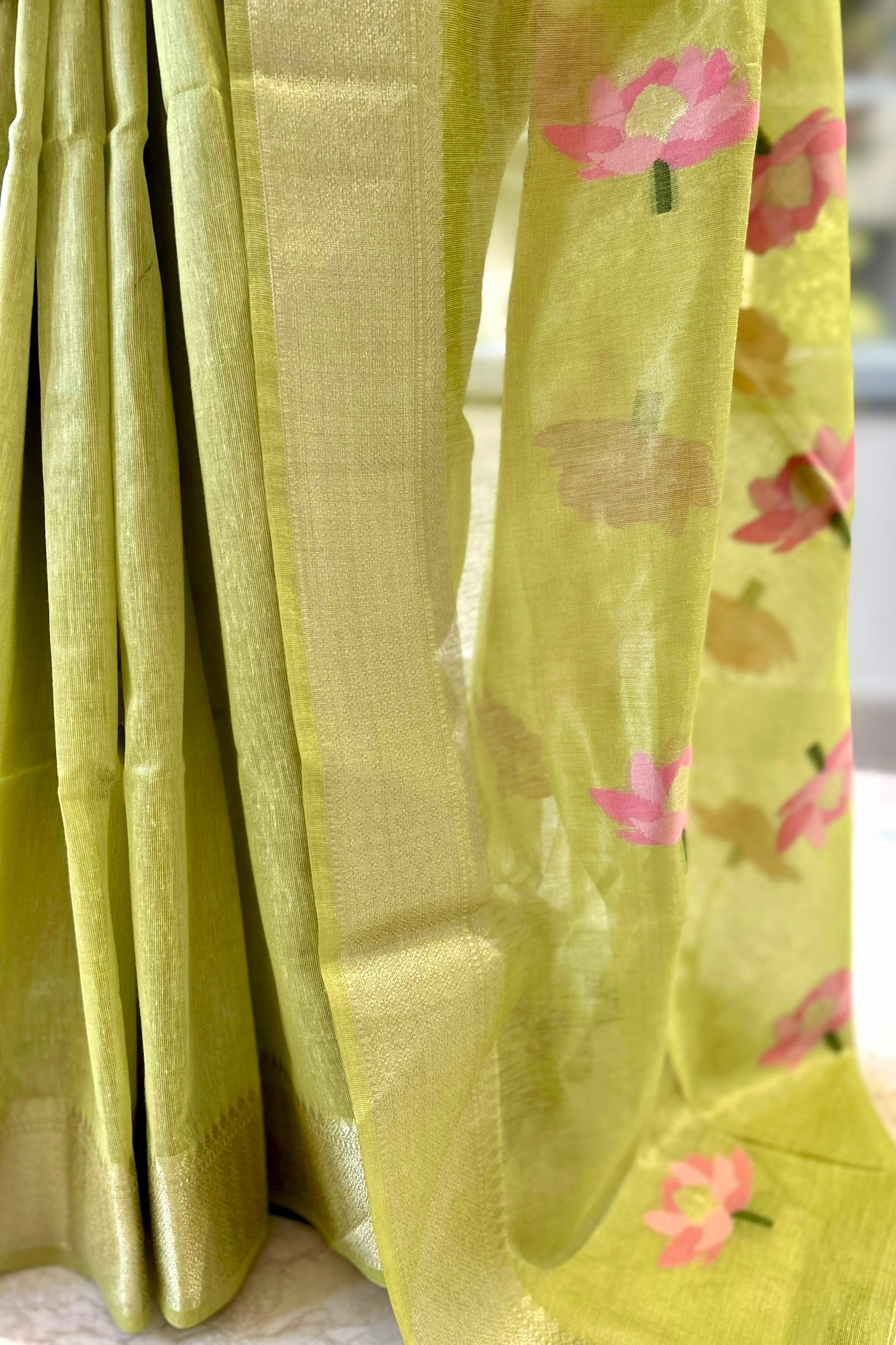 Lotus handloom saree - Lime green
