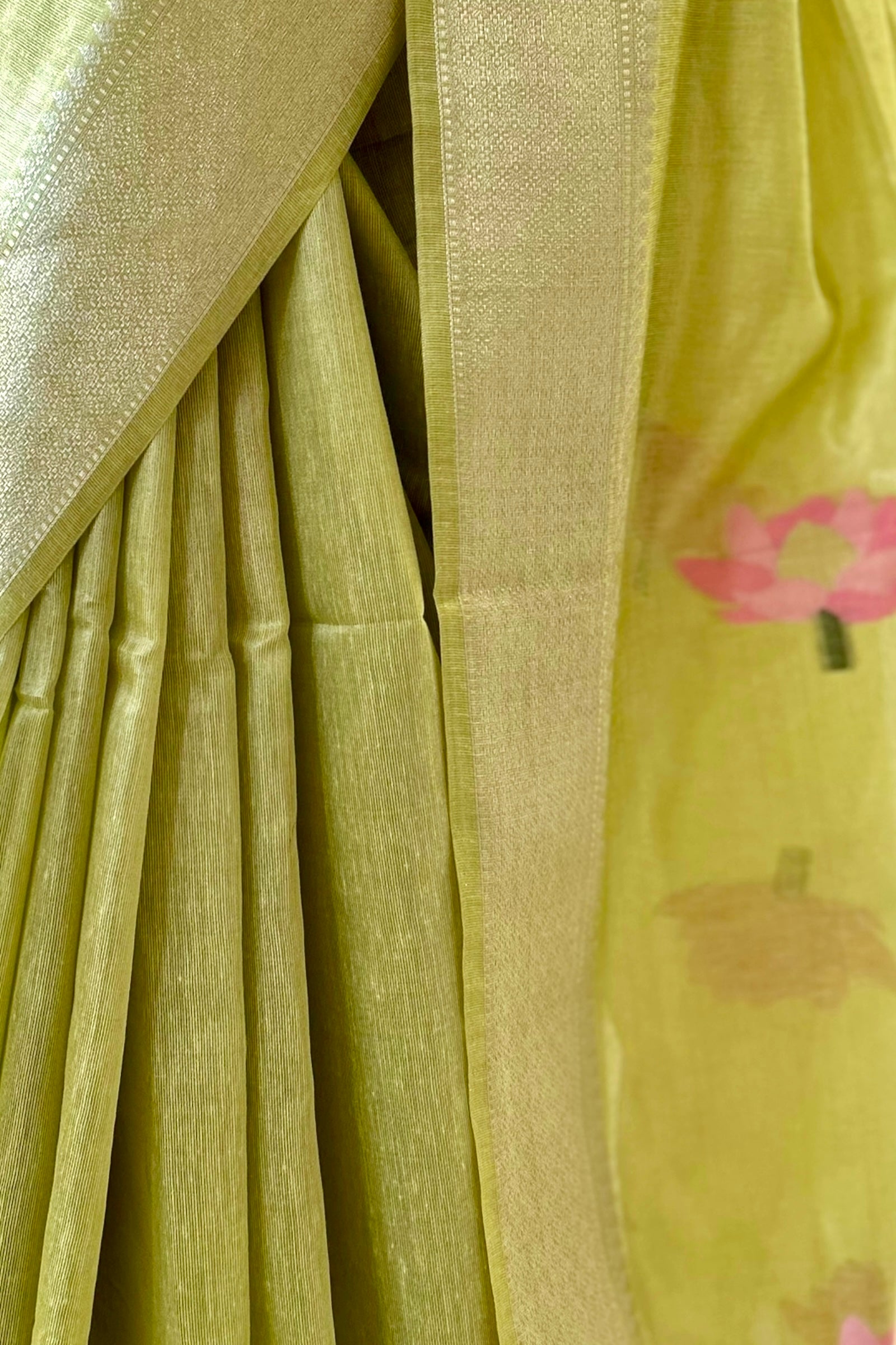 Lotus handloom saree - Lime green